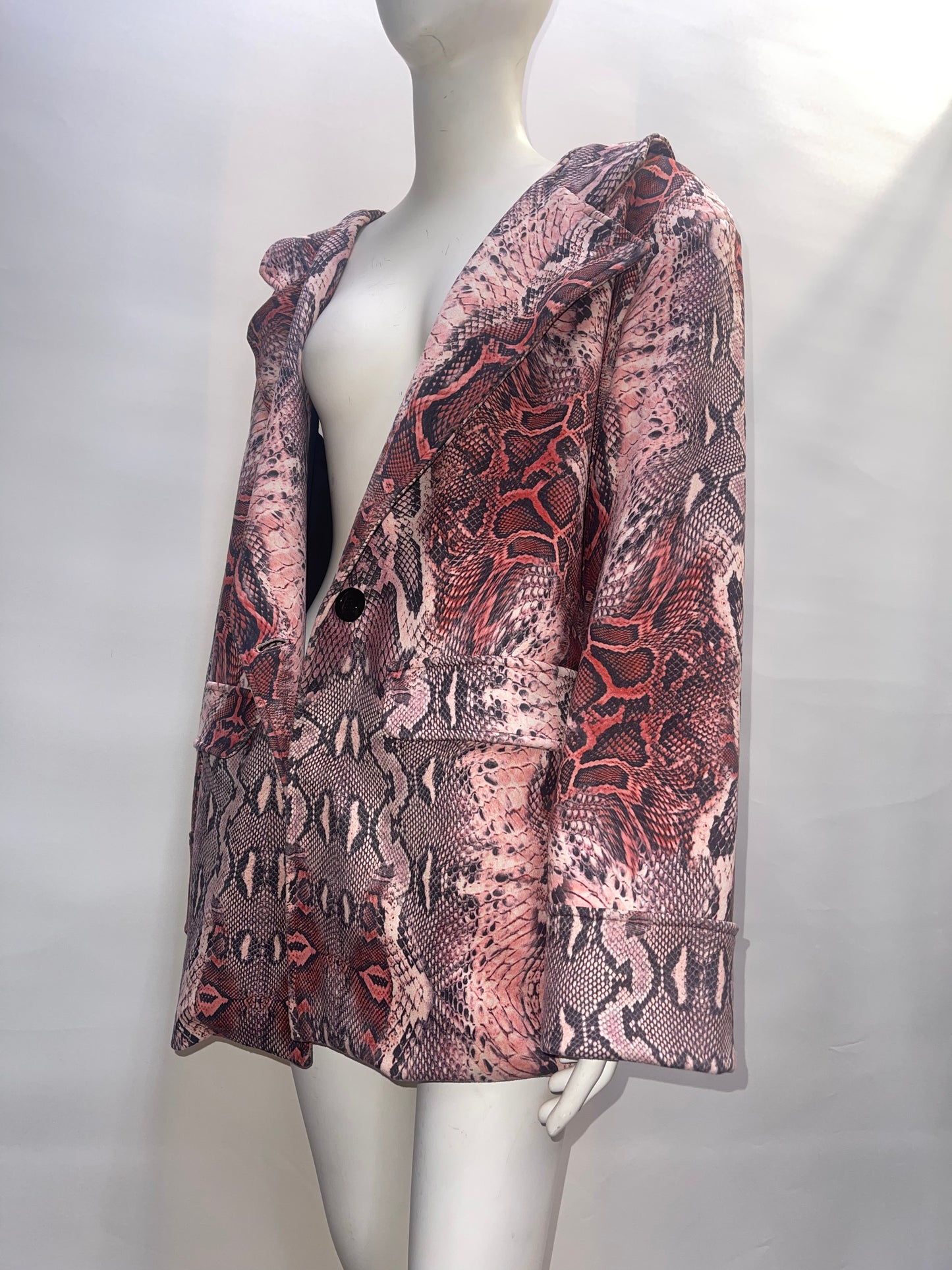 House of Sunny Snakeskin Blazer (4)