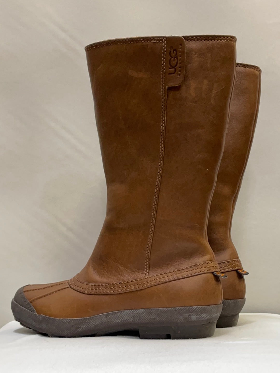 Ugg Belfair Chestnut Sheepskin Waterproof Boots