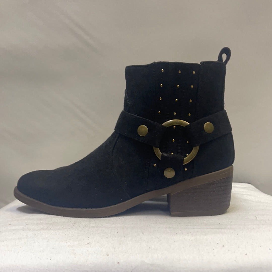 Maurice’s Black Suede Boots
