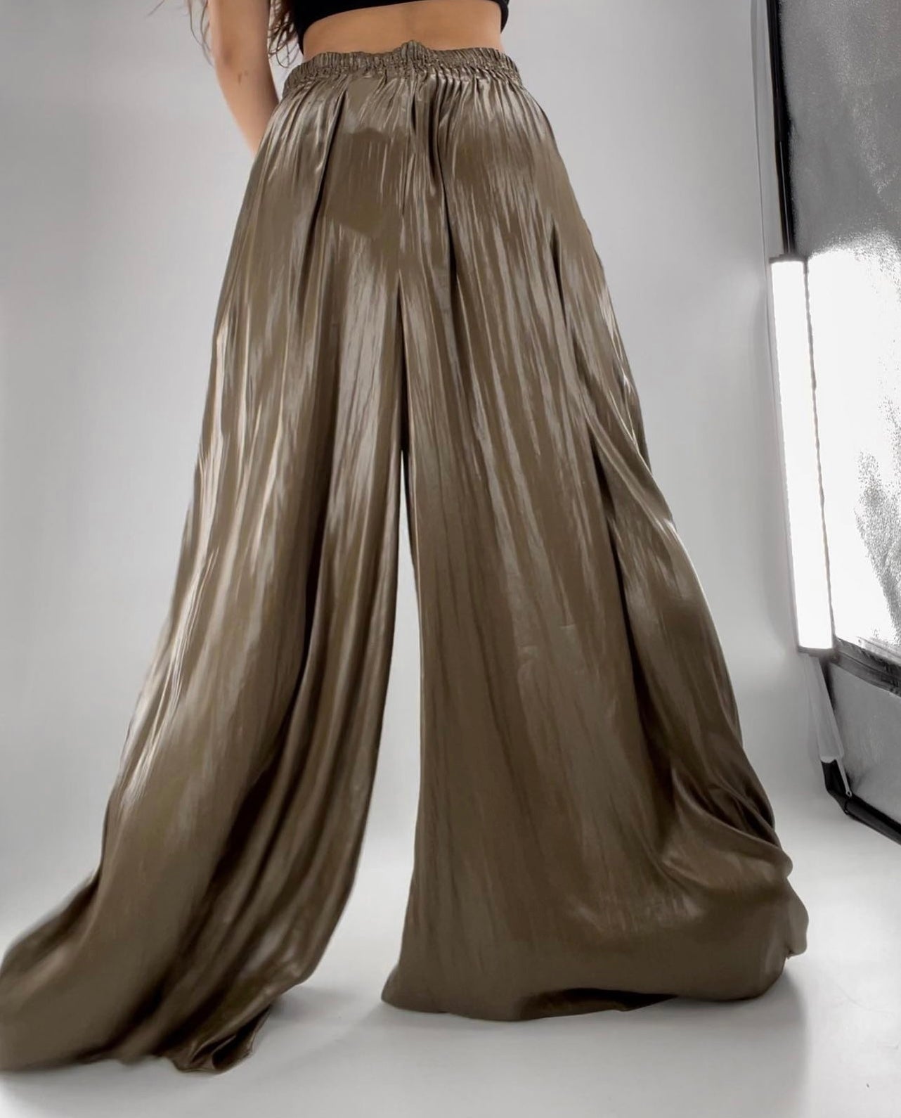 ZARA molten metal wide leg pantalons (XL)
