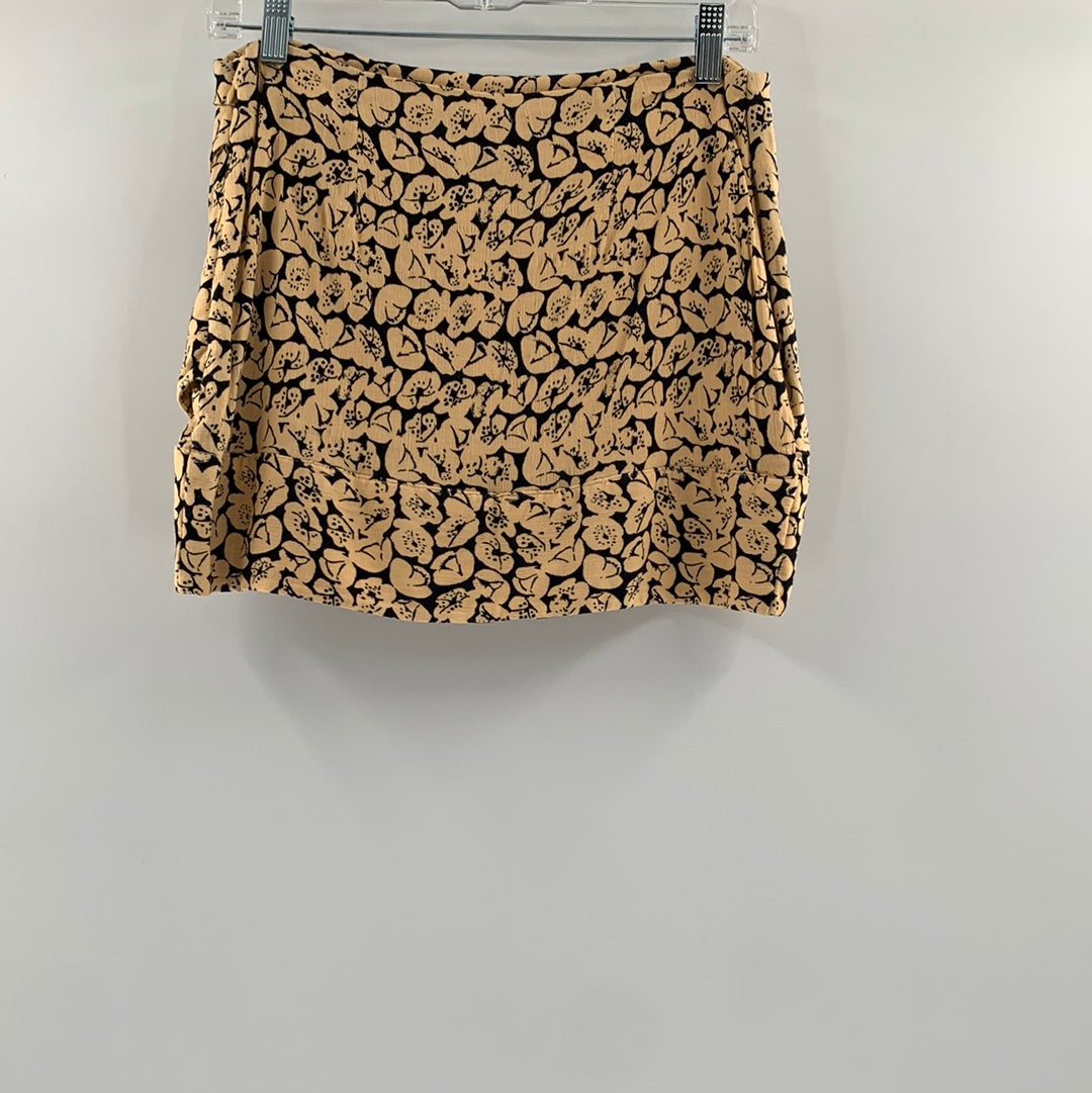Free People Black Linen with Beige Floral Print Mini Skirt (Size 6)