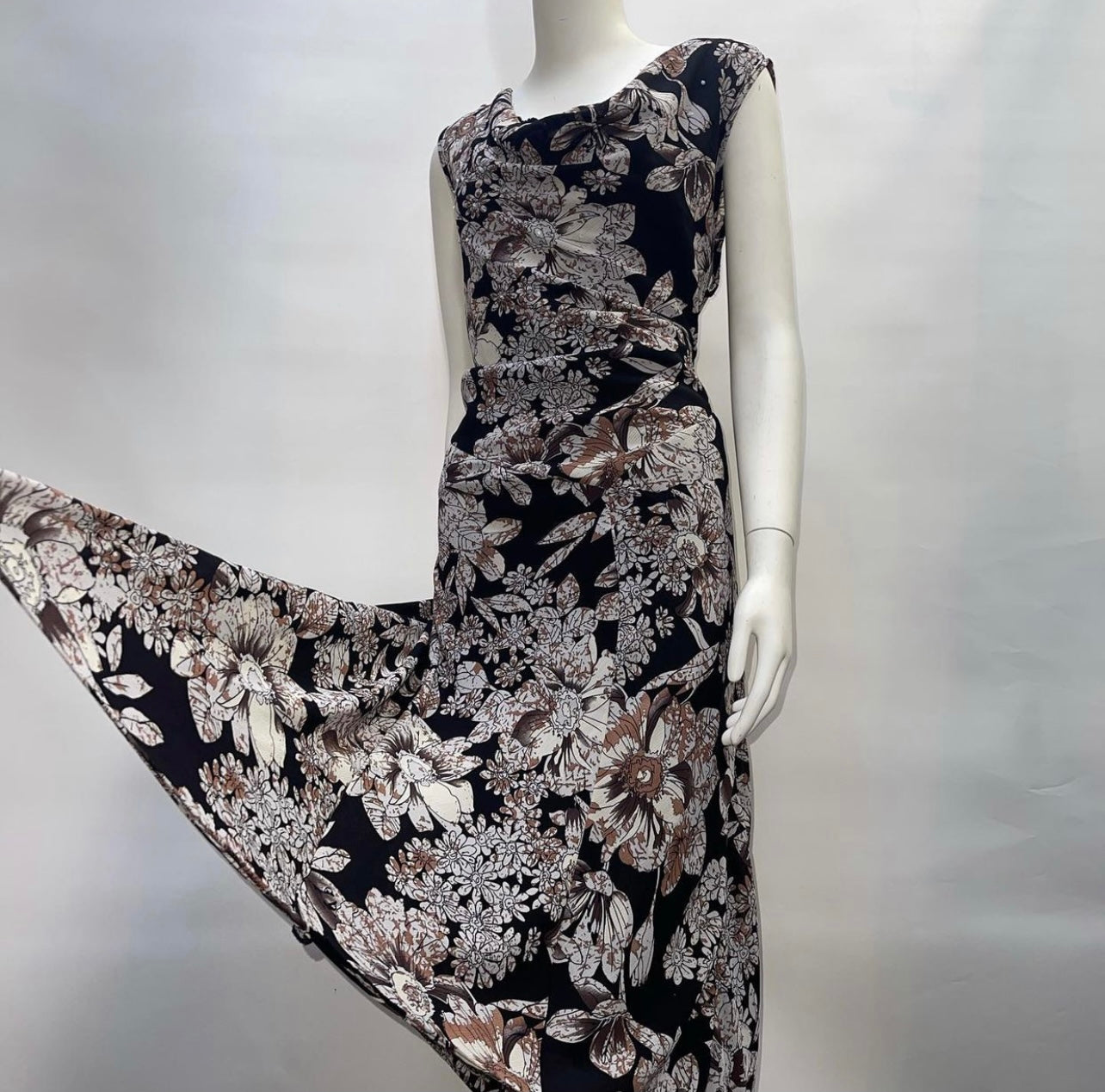 Mlle Gabrielle Black Flowered Sleeveless Voile Maxi Dress (Size L)