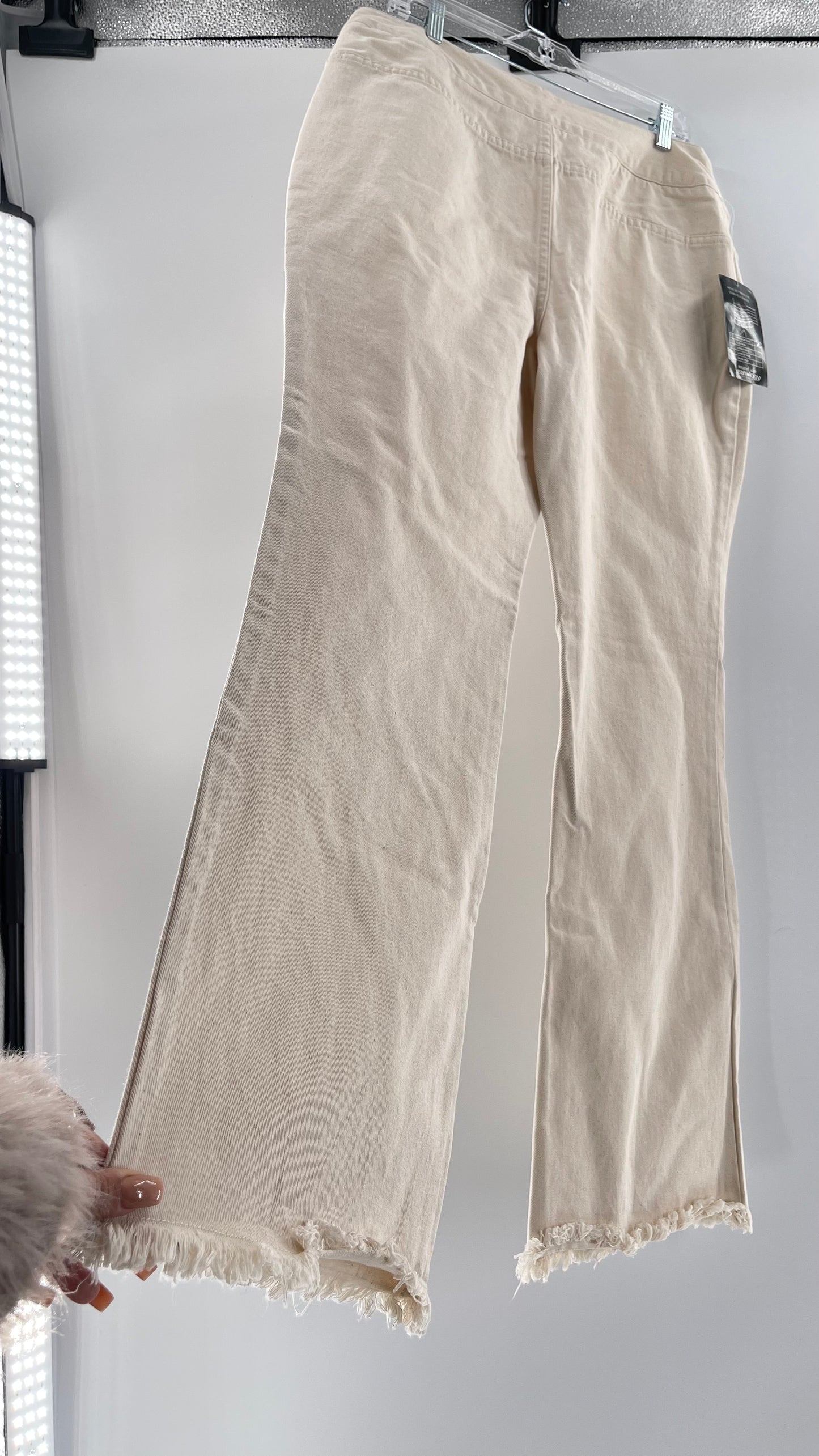 Vintage Jeanology Beige Raw Edge Hem Flare Jeans (16)