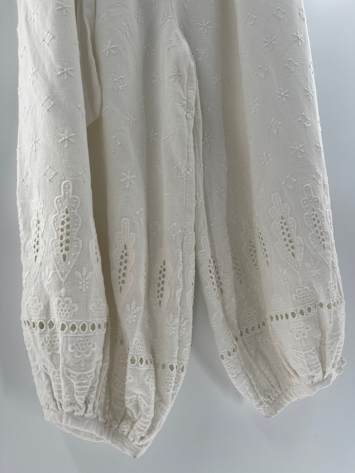 Free People - White Haram / Gypsy Embroidered Pants (Size 12)