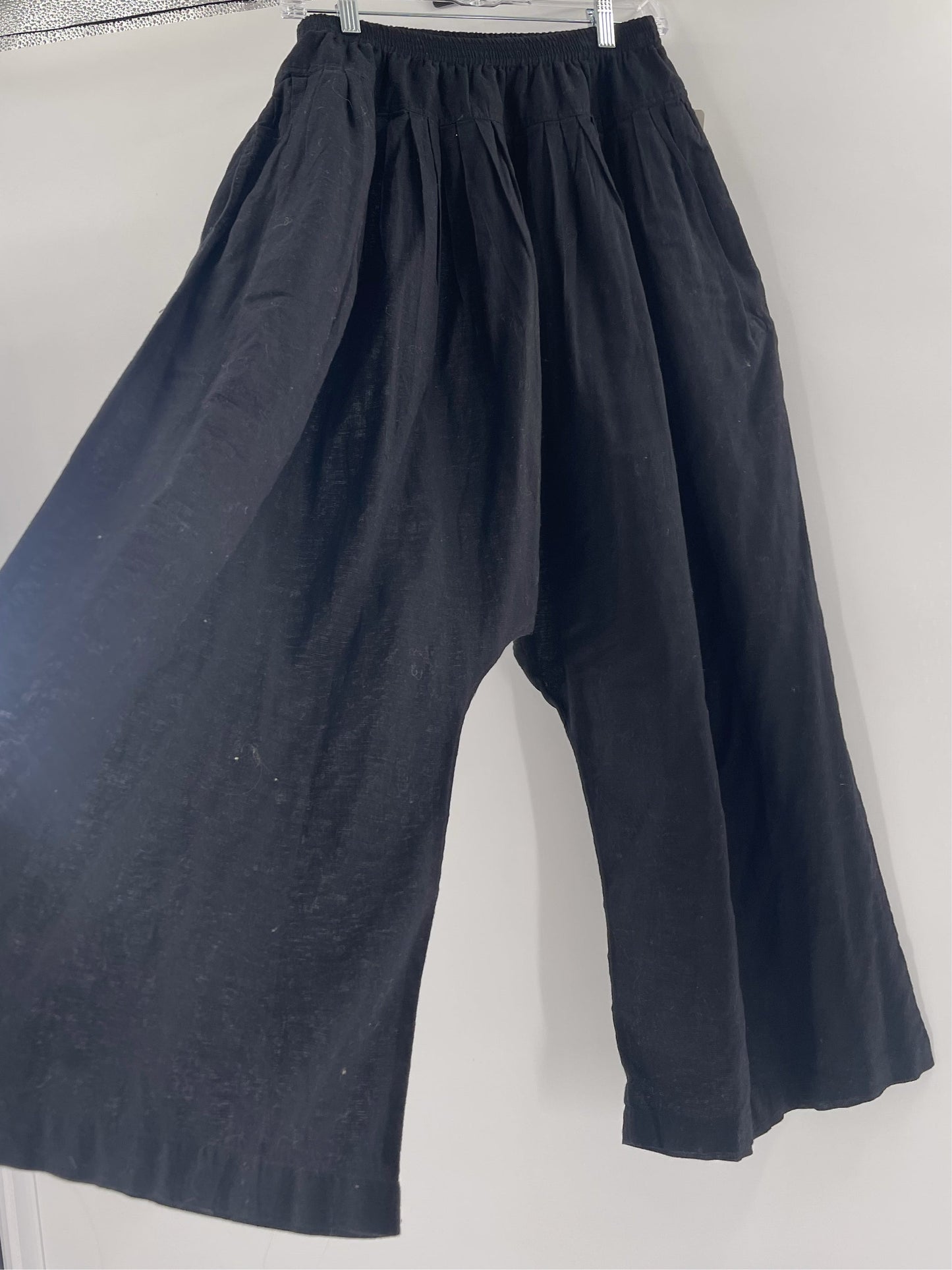 Intimately Free People Black Wide Leg Haram Elastic Waist Pants (Size small)