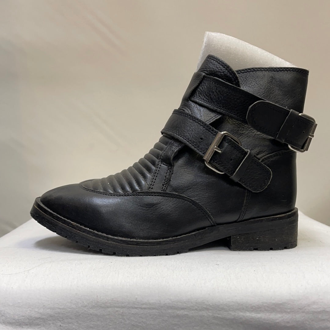 Deena & Ozzy Moto (Urban Outfitters)