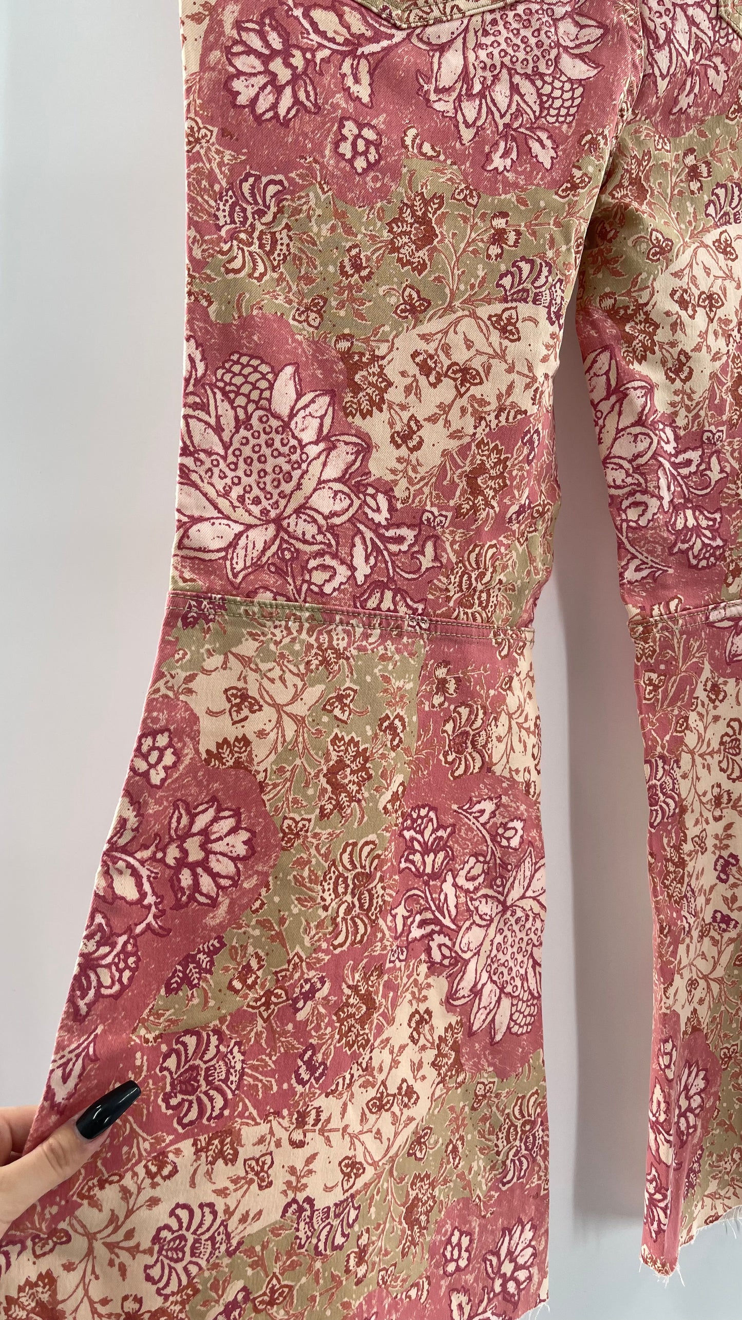 Free People Youthquake Pink Floral Flare Bell Bottoms (30)