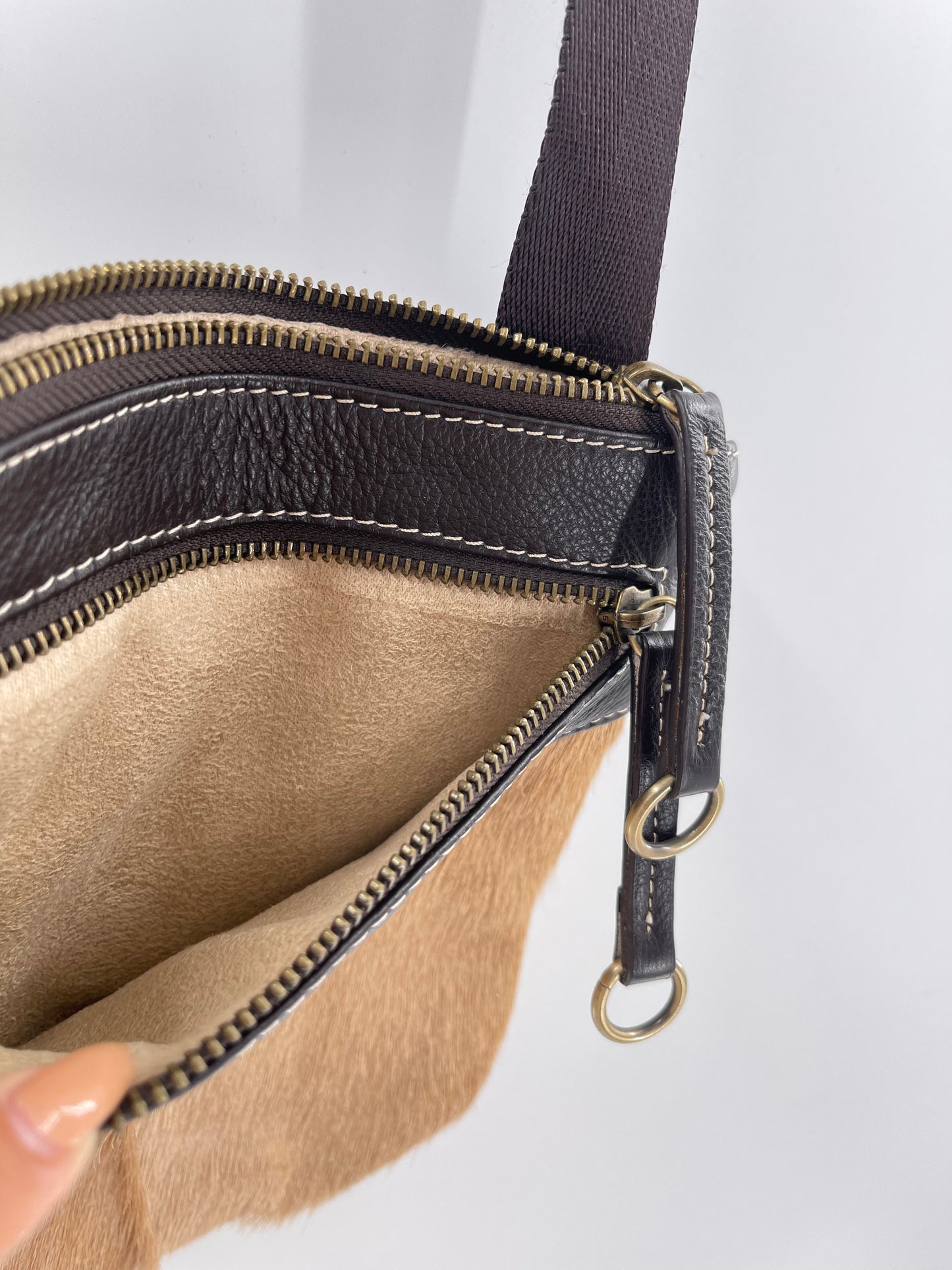 Diane Gail Crossbody Bag