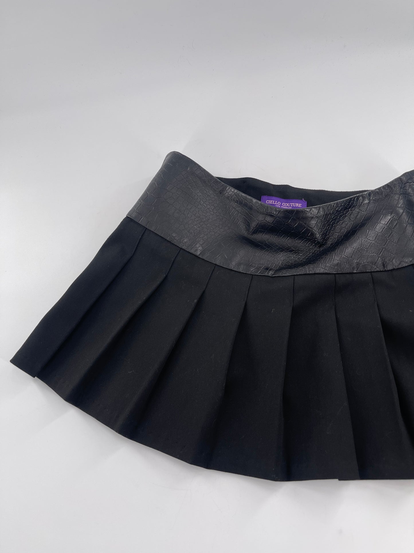 Cielo Couture Vintage Mini Skirt (Sz6)
