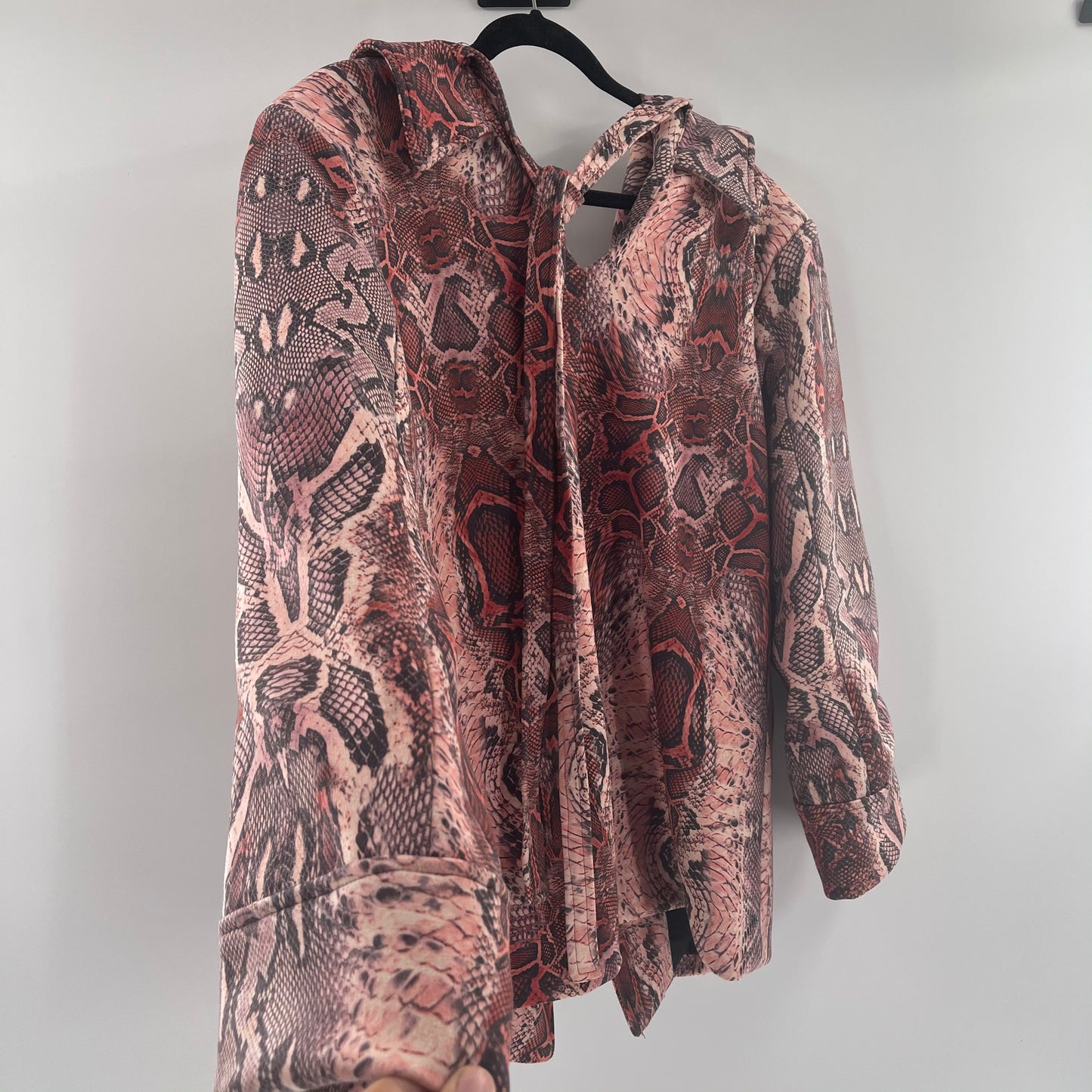 House of Sunny Snakeskin Blazer (4)
