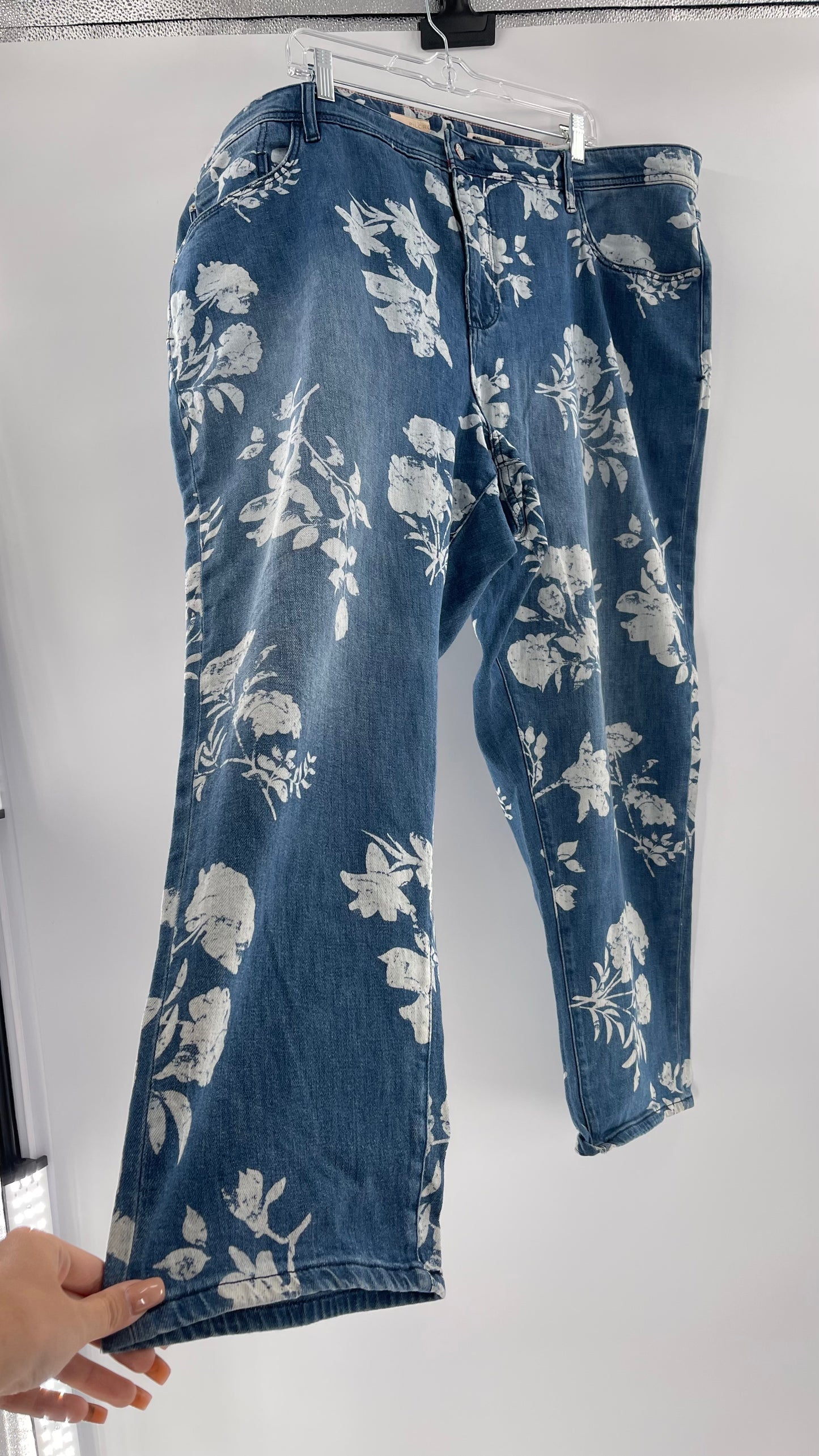 Pilcro + The Letterpress Anthropologie Bleached Florals Jeans (26W PLUS)