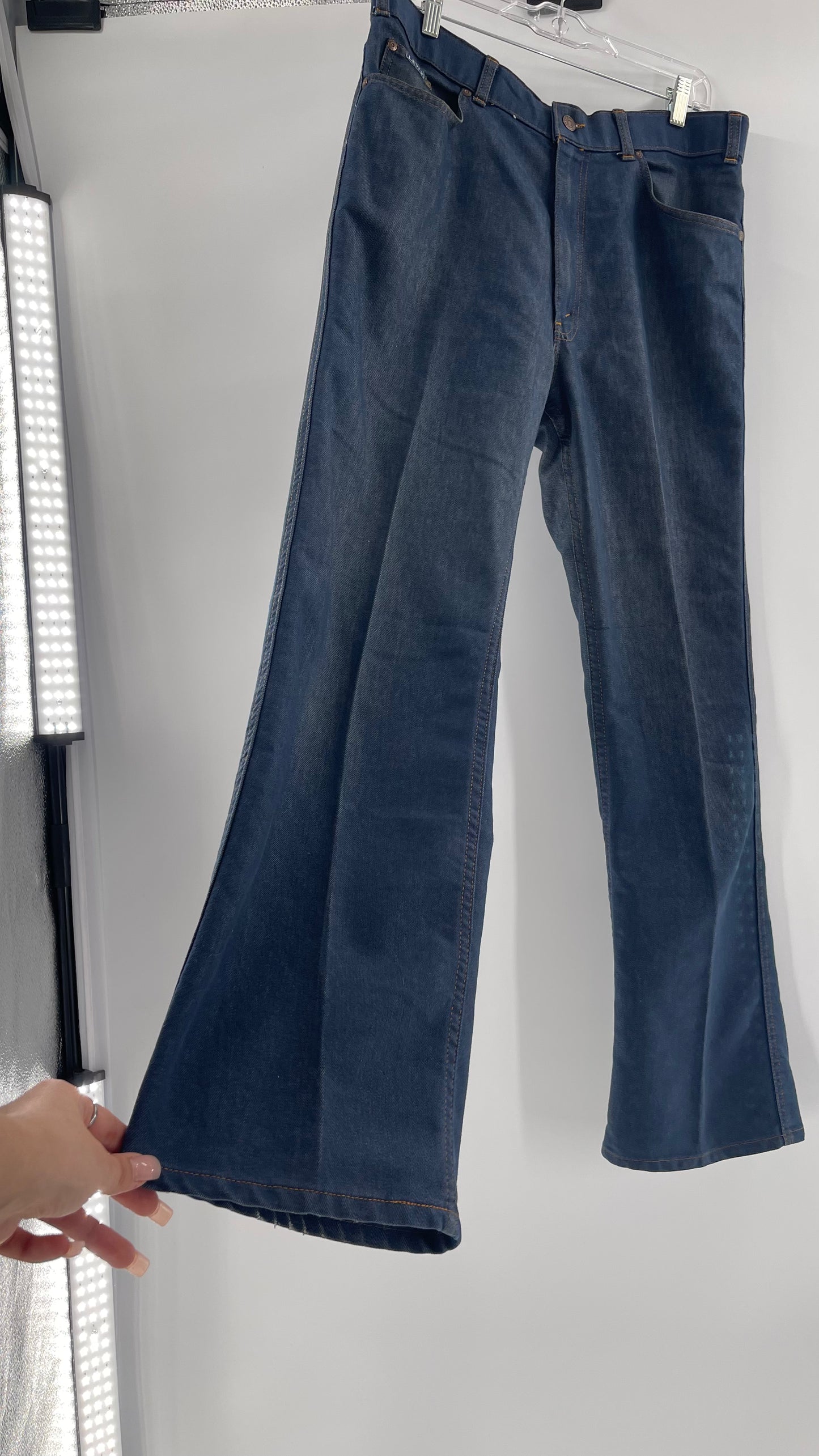 Vintage Levi’s 1970s Orange Tab High Waist (34x30)