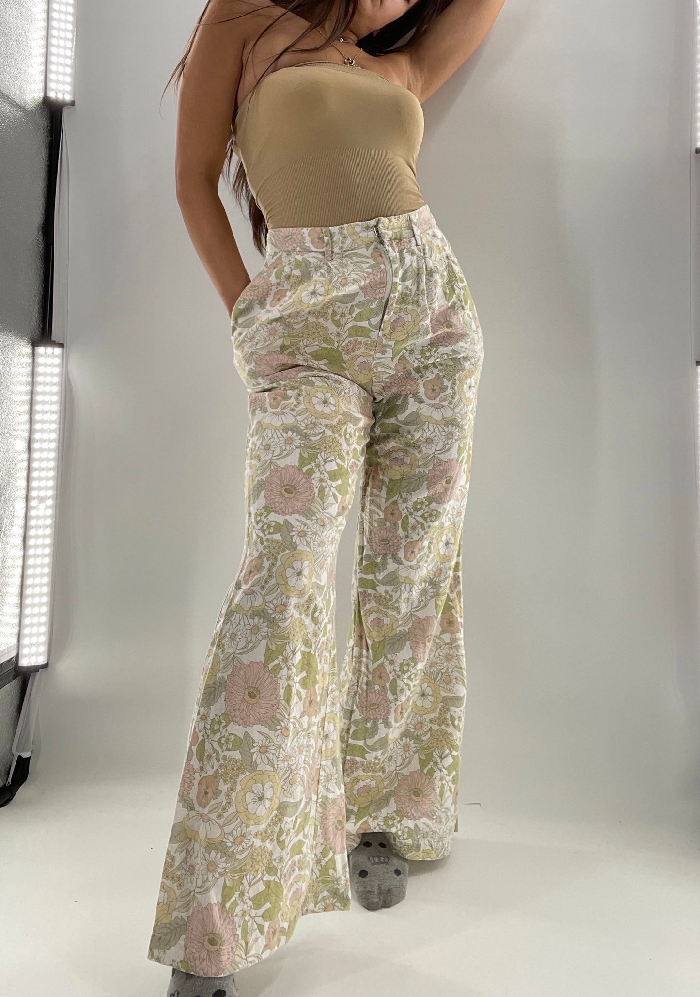 Charlie Holiday Muted Pastels Floral Wide Leg Trouser (6)
