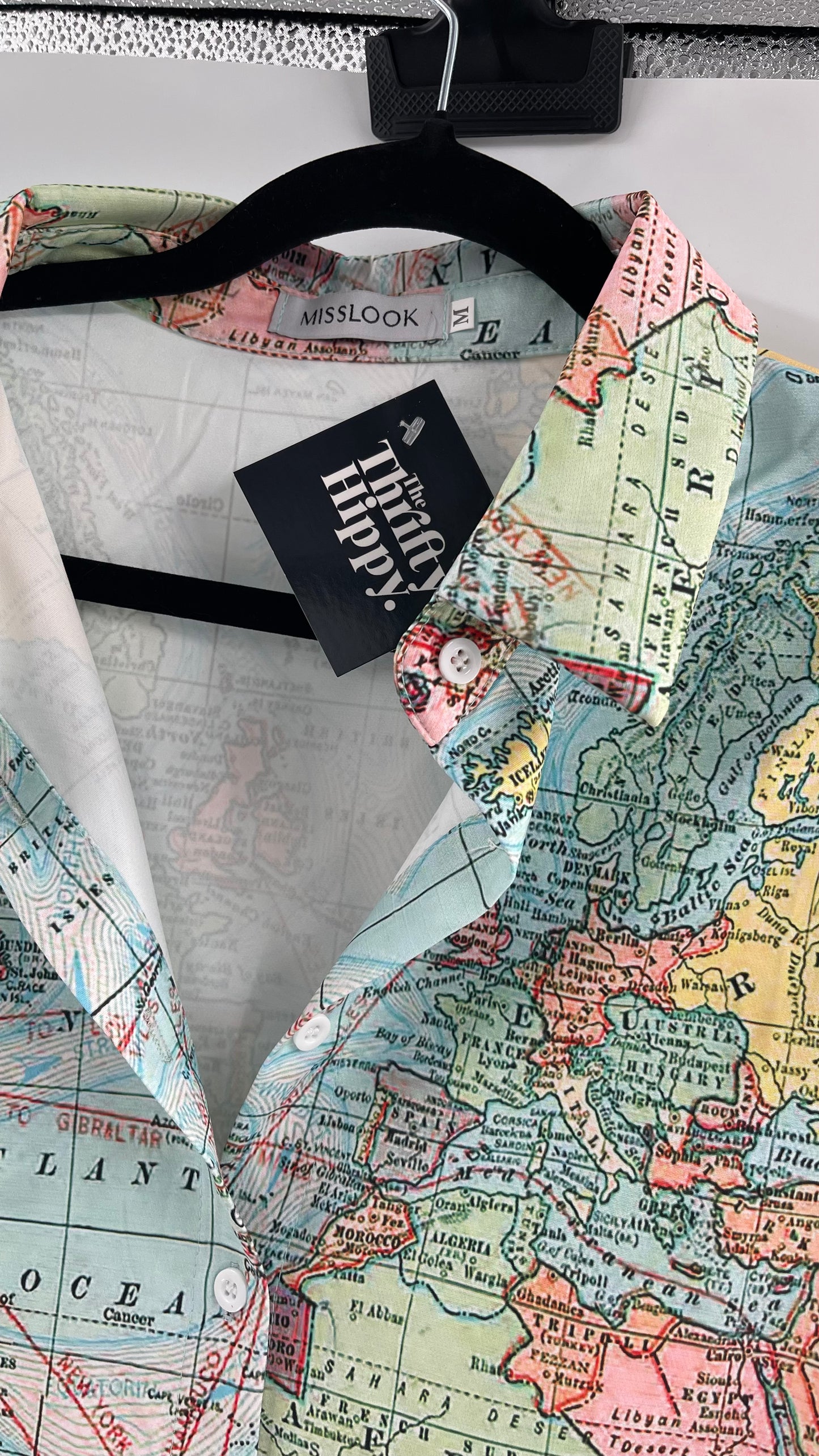 MISSLOOK Globe Map Long Sleeve Graphic Button Up (Medium)