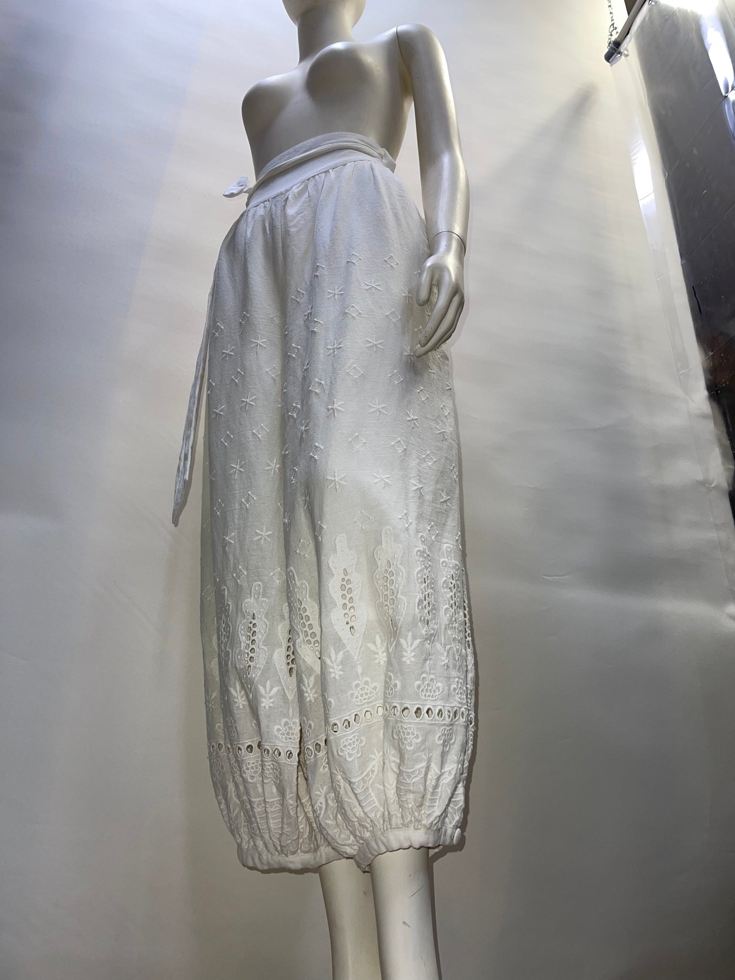 Free People - White Haram / Gypsy Embroidered Pants (Size 12)