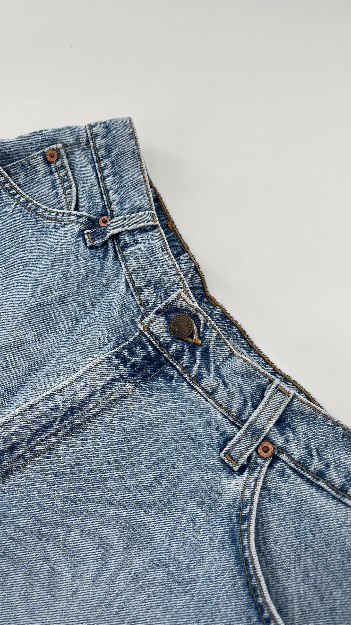 Vintage Levi Orange Tab Light Wash 951 Shorts (12)