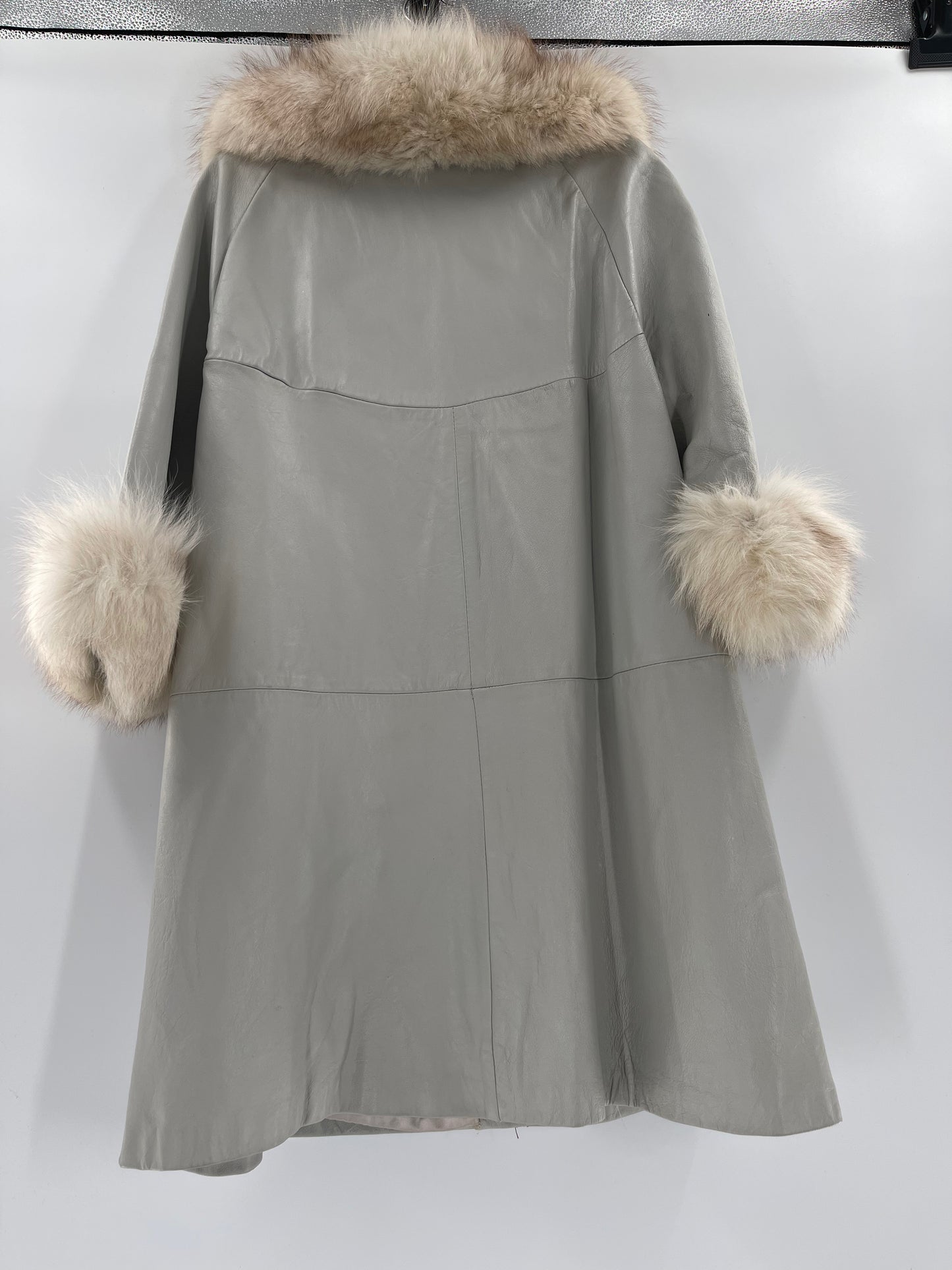 Light Gray 100% Leather Coat With Real Fur Collar and Cuffs Trim (Size 16) VINTAGE