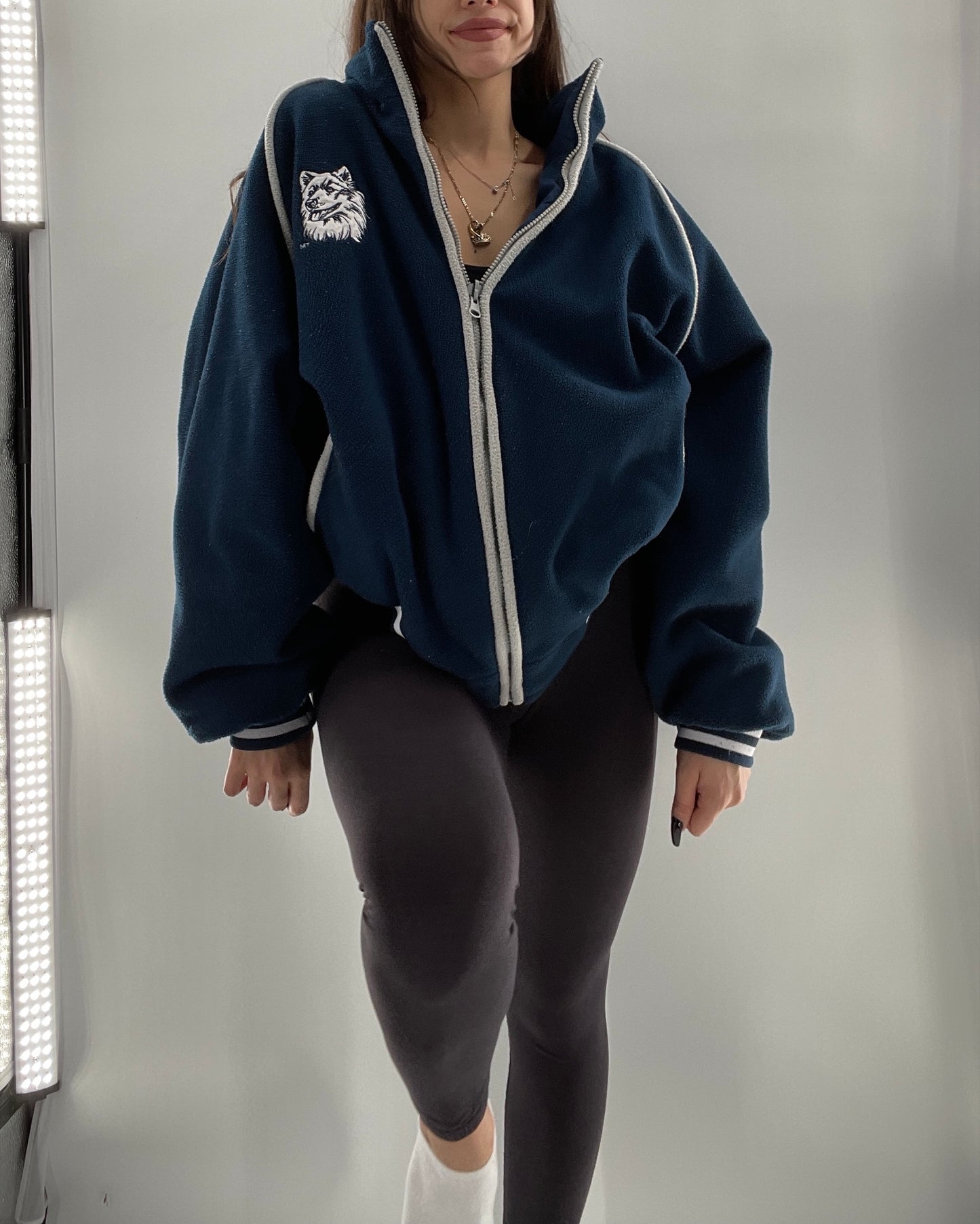 Vintage UCONN Huskies Reversible Windbreaker (Size Unlisted)