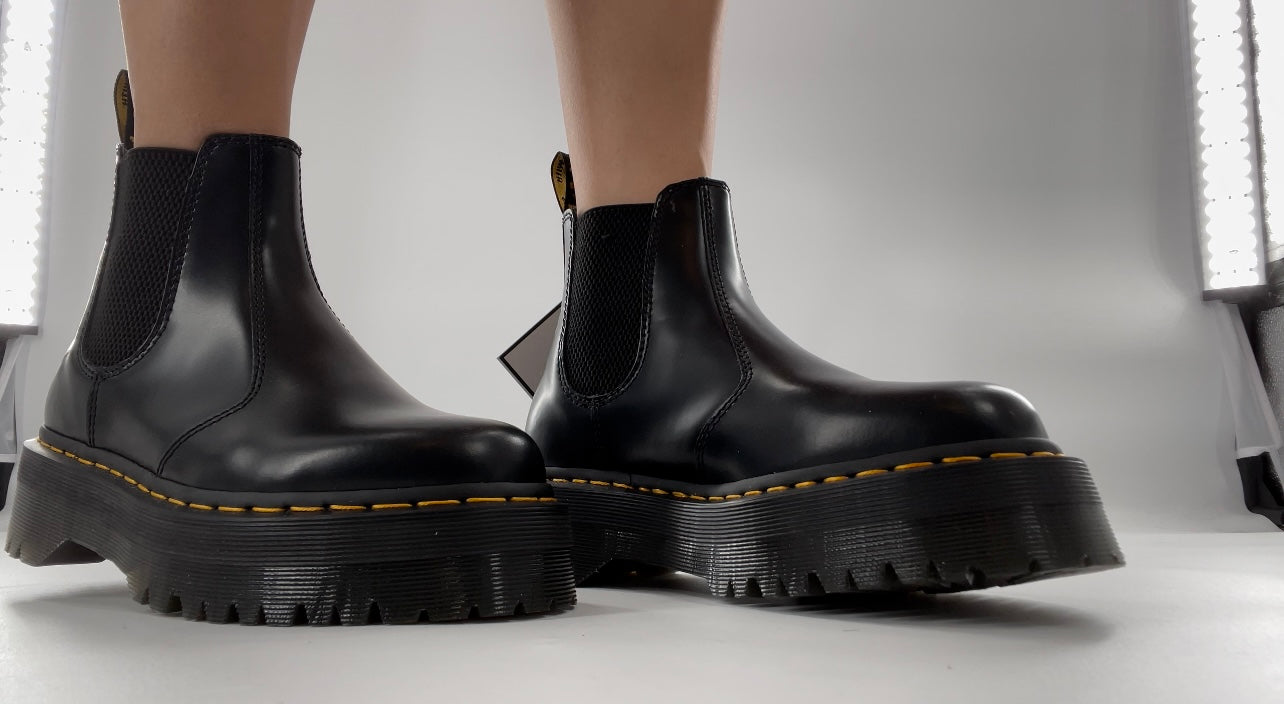 Dr. Martens 2976 Platform Chelsea Boot Black Polished Smooth (7L)