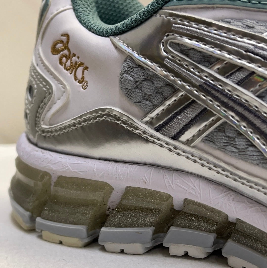 ASICS Sneakers