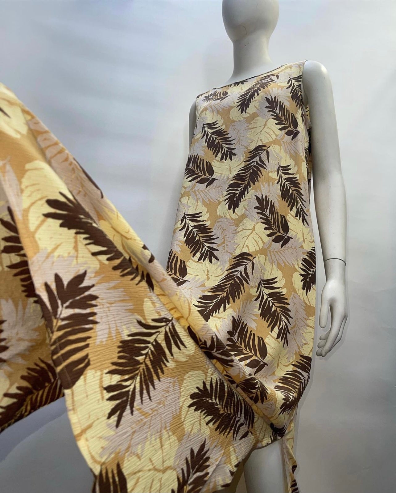 Robbie Bee *Vintage* 100% Silk Maxi Dress (Size 10)