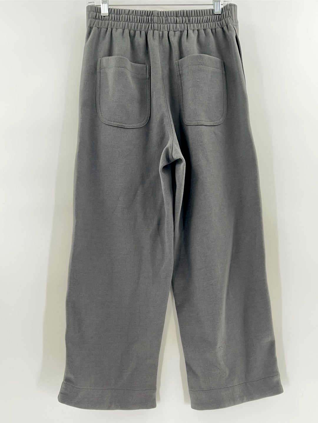 Urban Outfitters Gray Sweatpants Trousers (Size M)