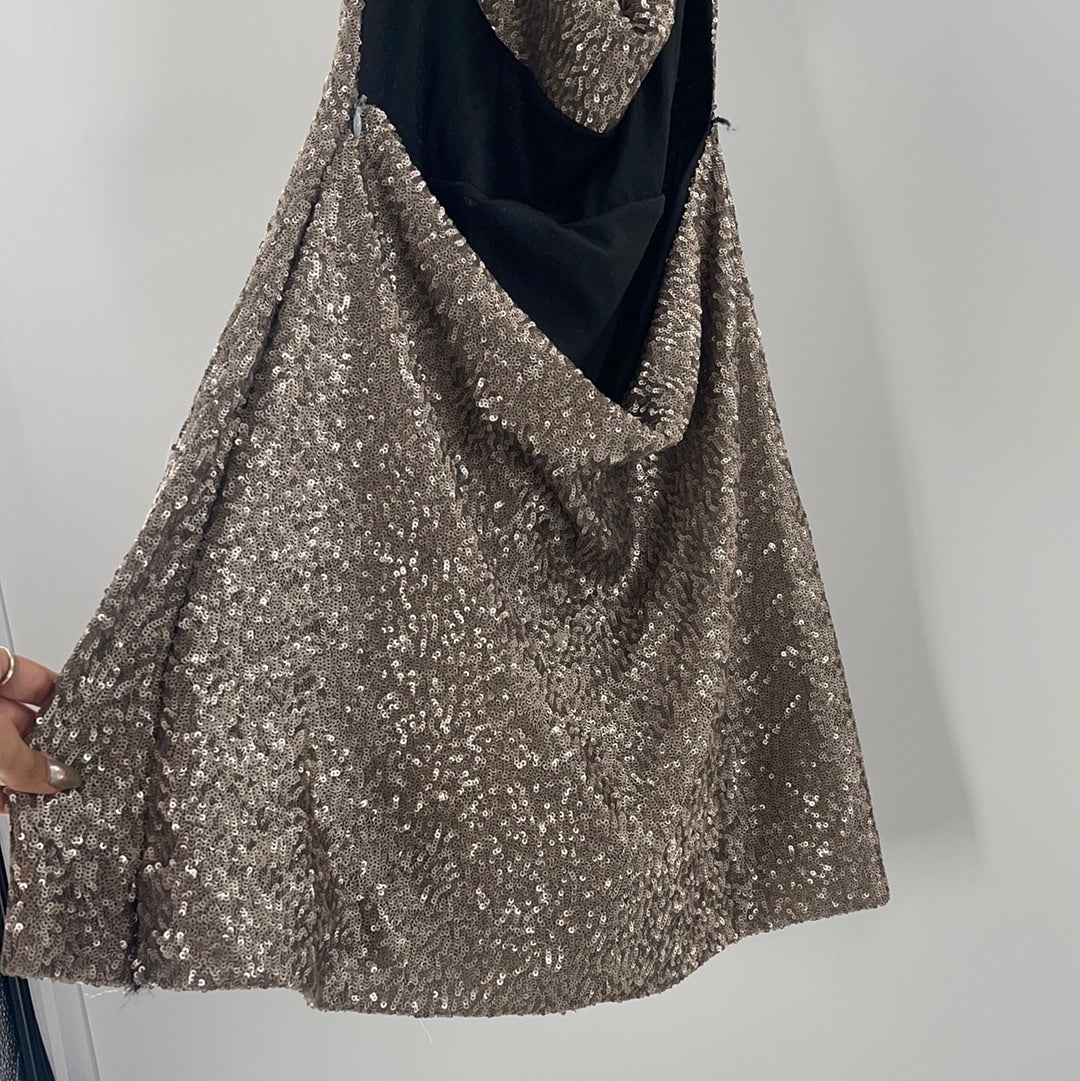OMIGHTY Silver Sequin Dress (L)