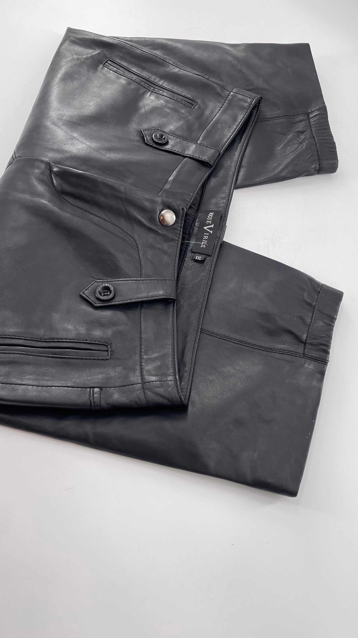 Vintage Vogue Virile 100% Sheepskin Leather Bermudas (XXL)