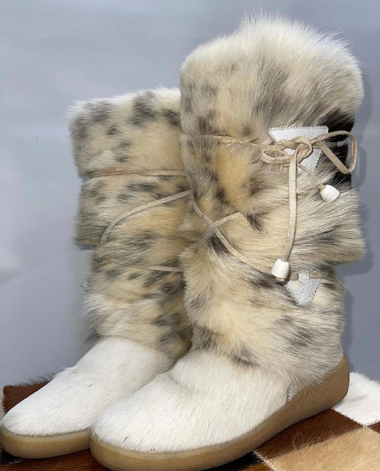 Oscar De La Renta Cow Hide Boots