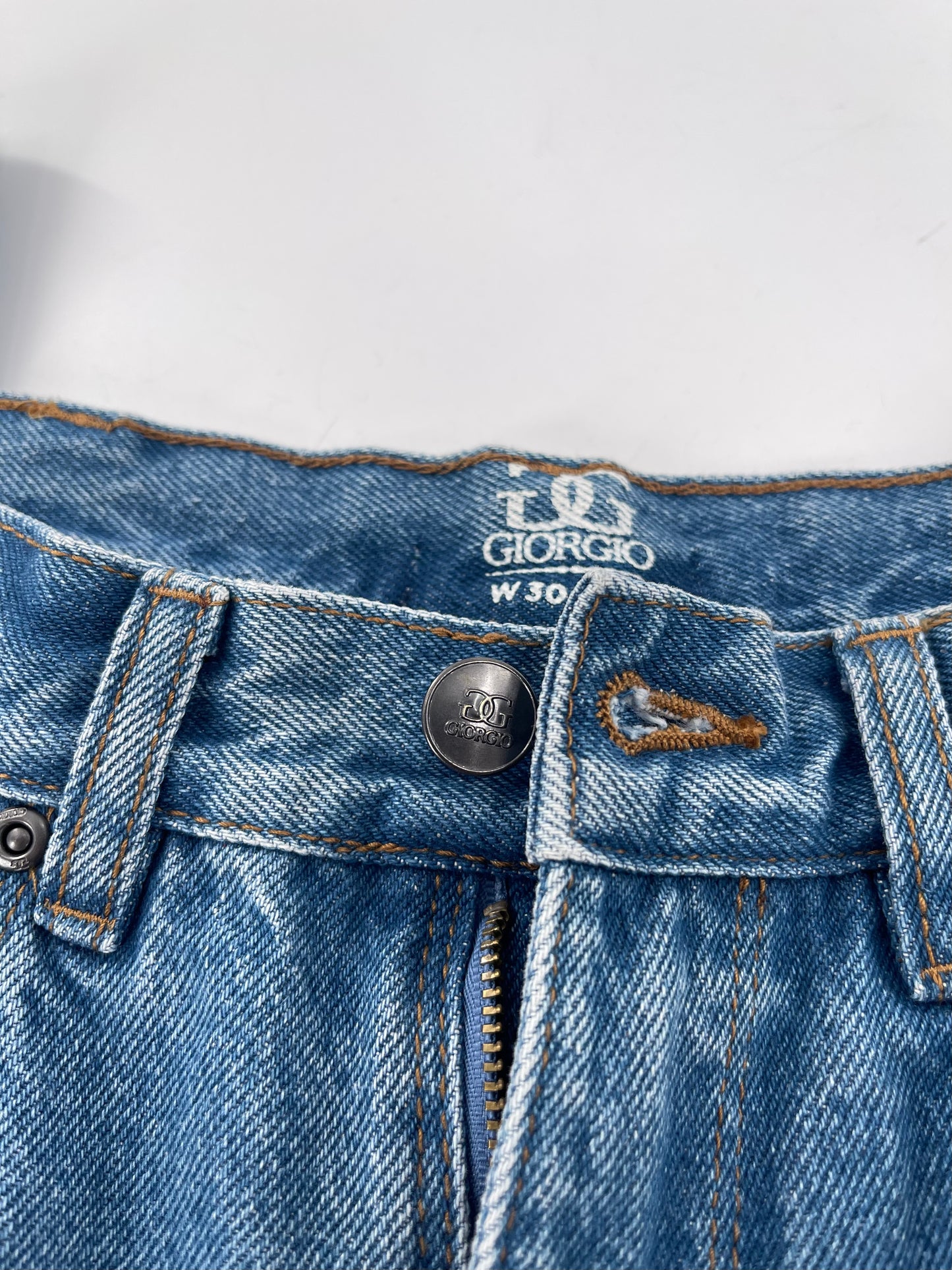 Deadstock Vintage Giorgio Light Wash Denim Straight Leg Jeans Size 30/30