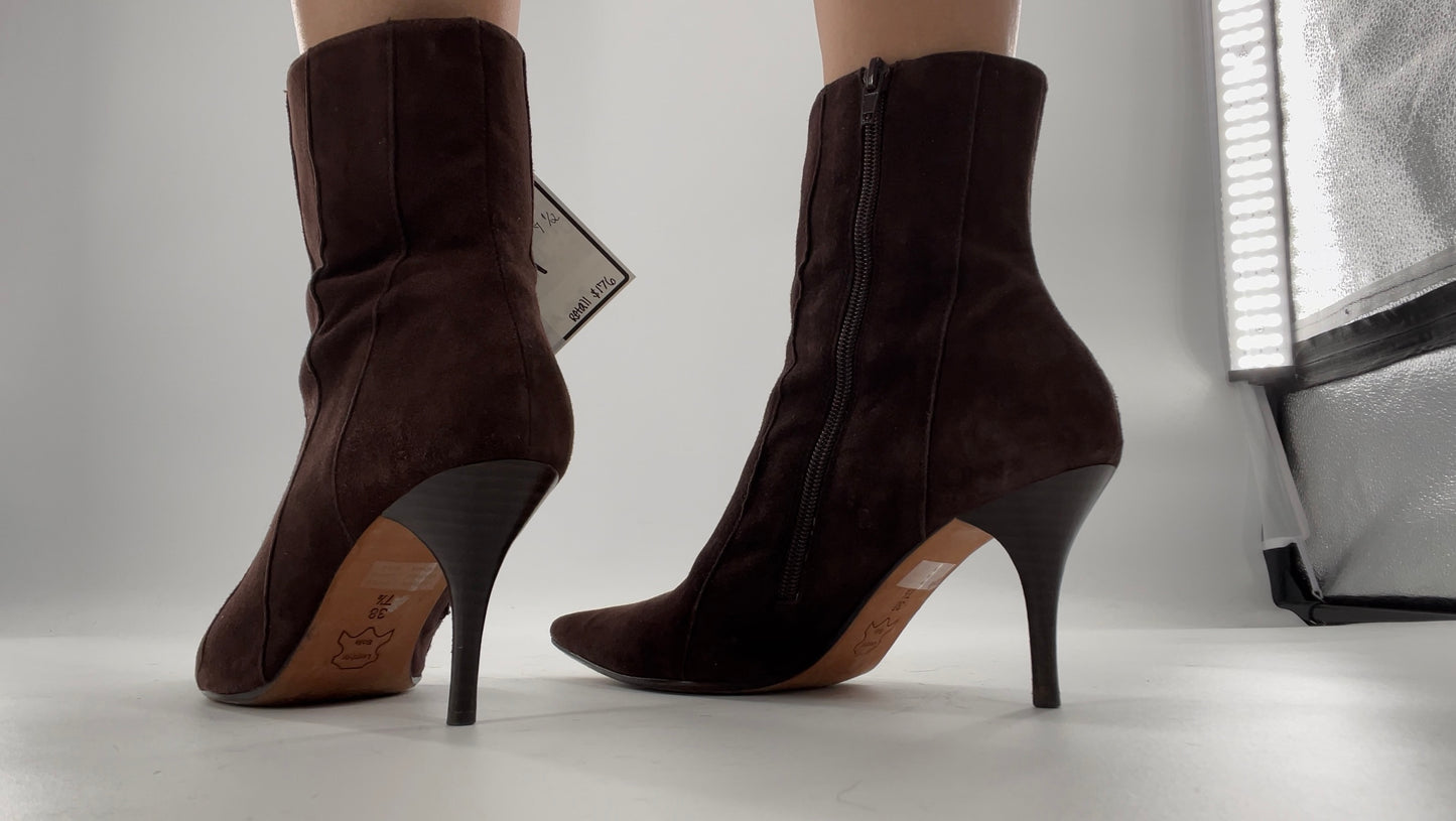 Vintage BCBG Maxazria Brown Suede Booties (7.5)