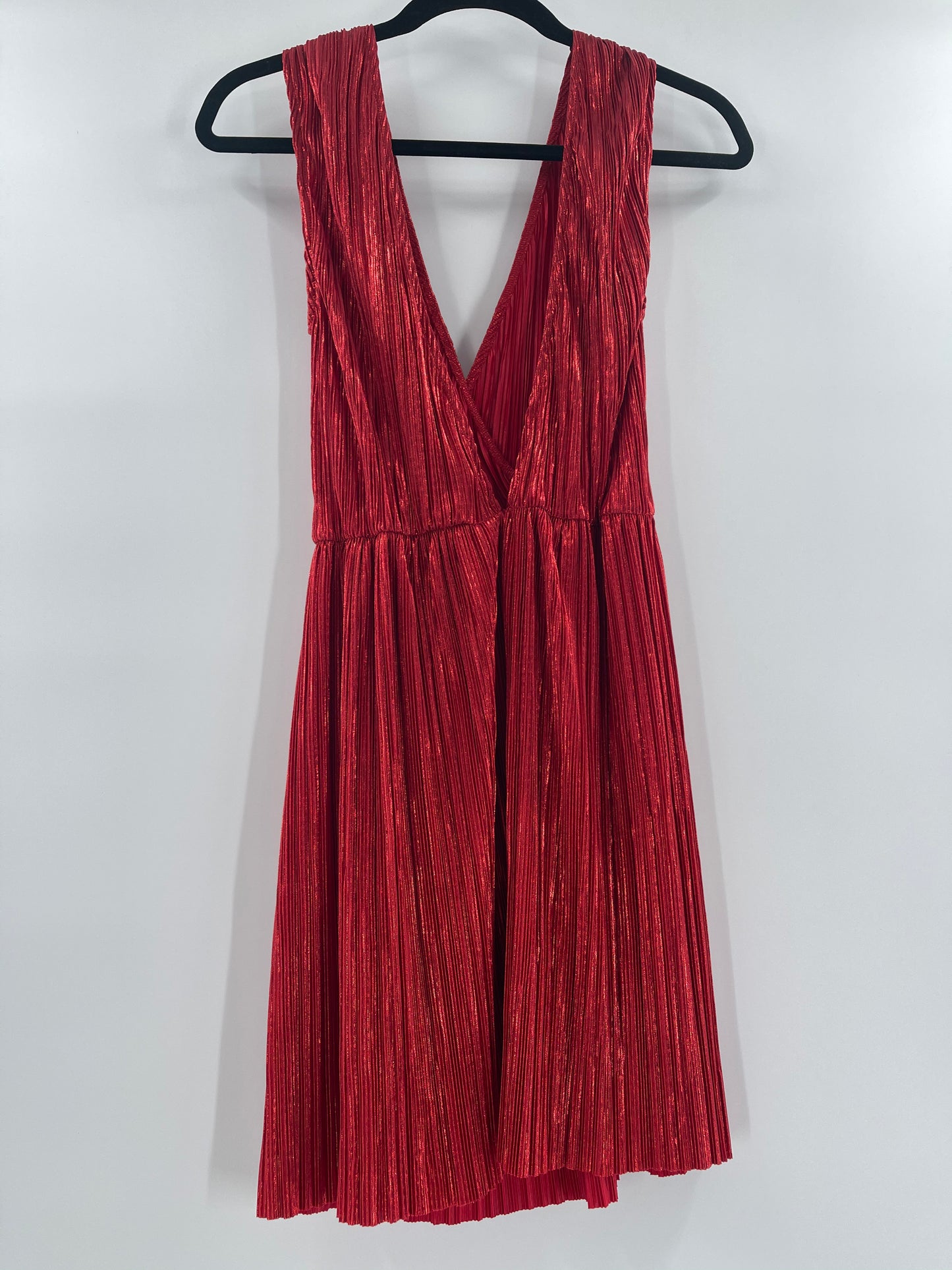 OML Anthropologie Metallic Red Pleated Deep V Neck Sleeveless Mini Dress (Size M)