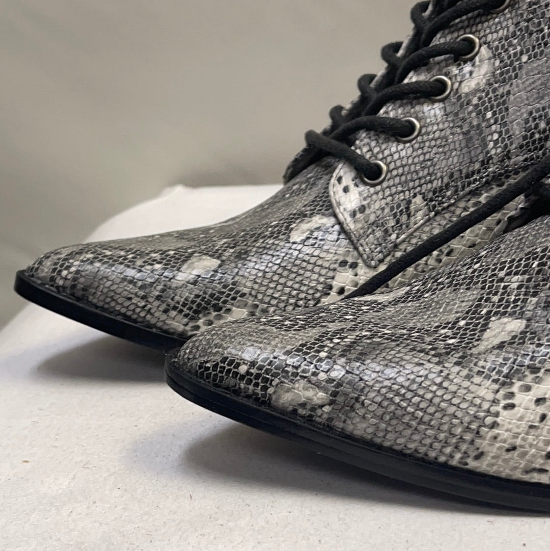 Coconuts by Matisse Snake Skin Patterned Zip Up Boots