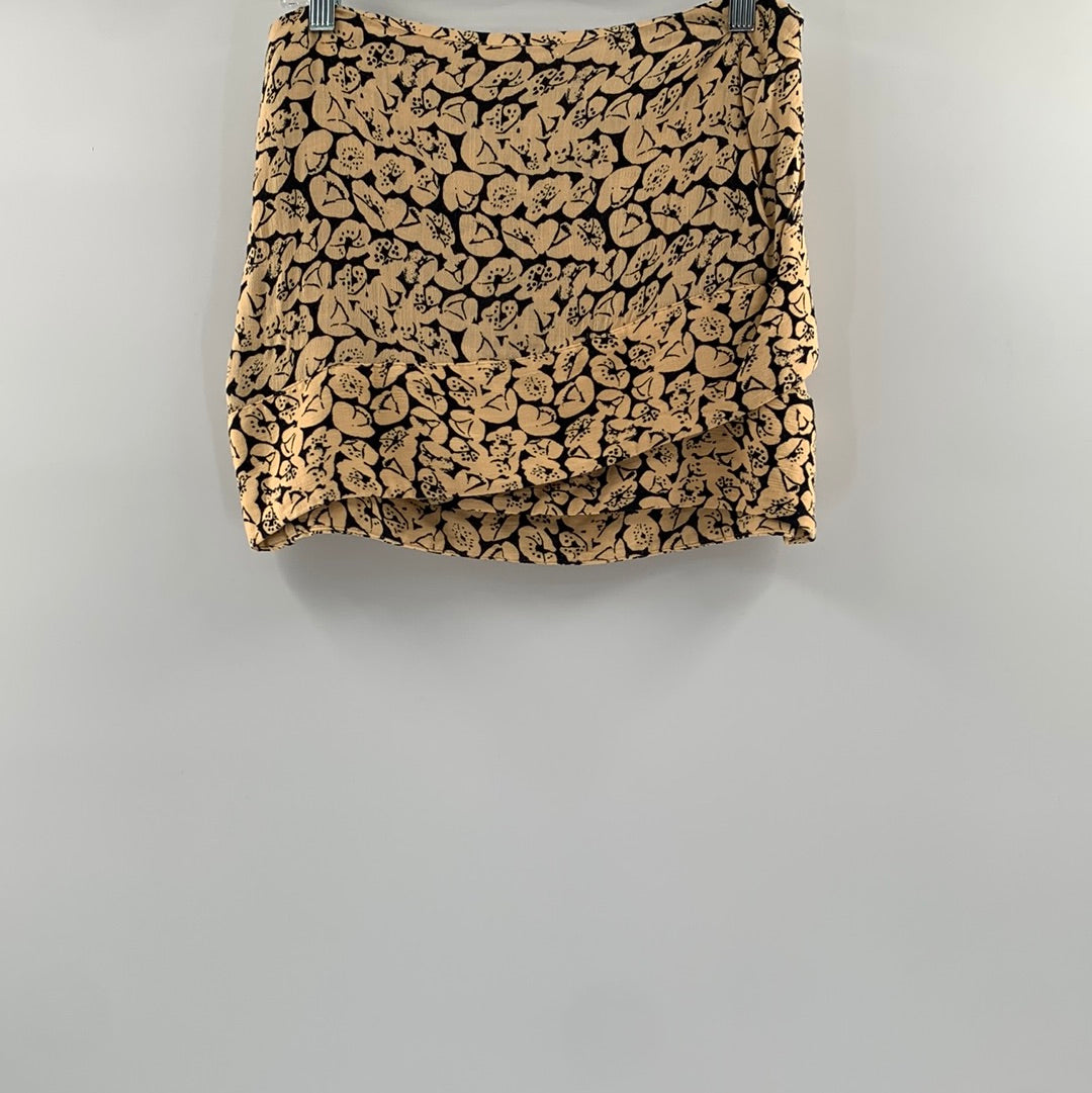 Free People Black Linen with Beige Floral Print Mini Skirt (Size 6)