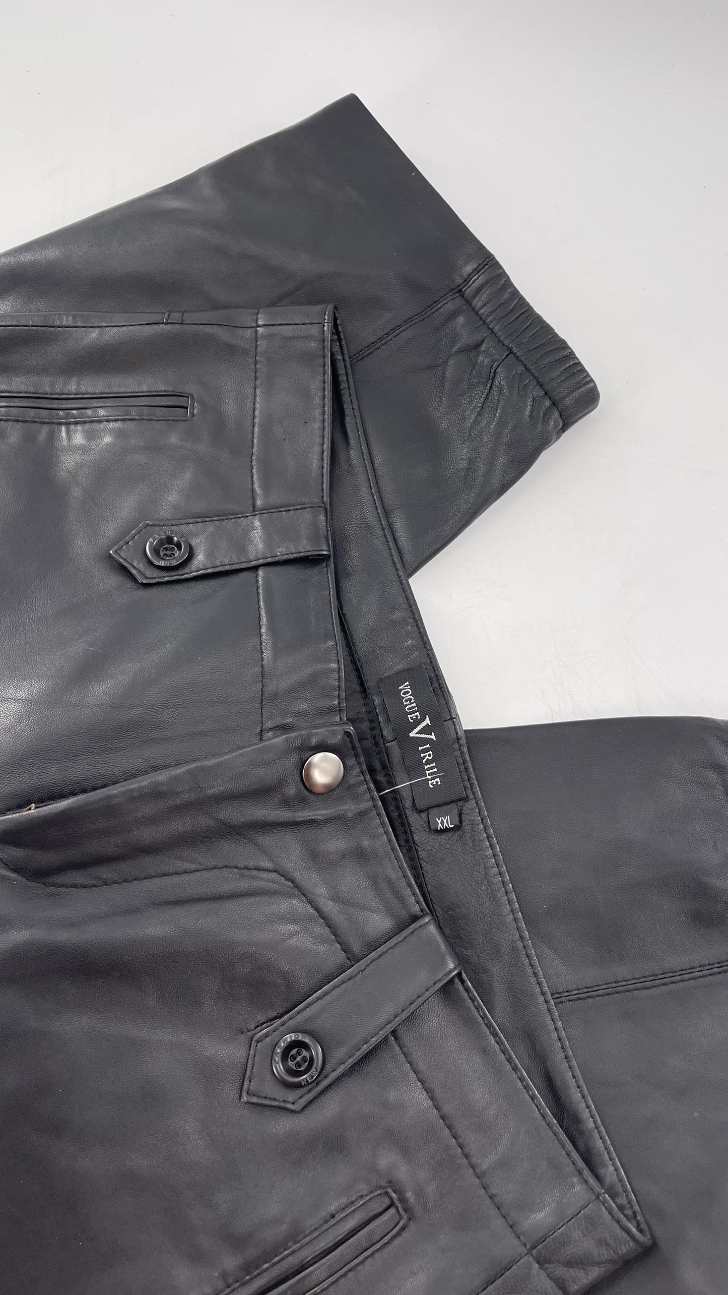 Vintage Vogue Virile 100% Sheepskin Leather Bermudas (XXL)