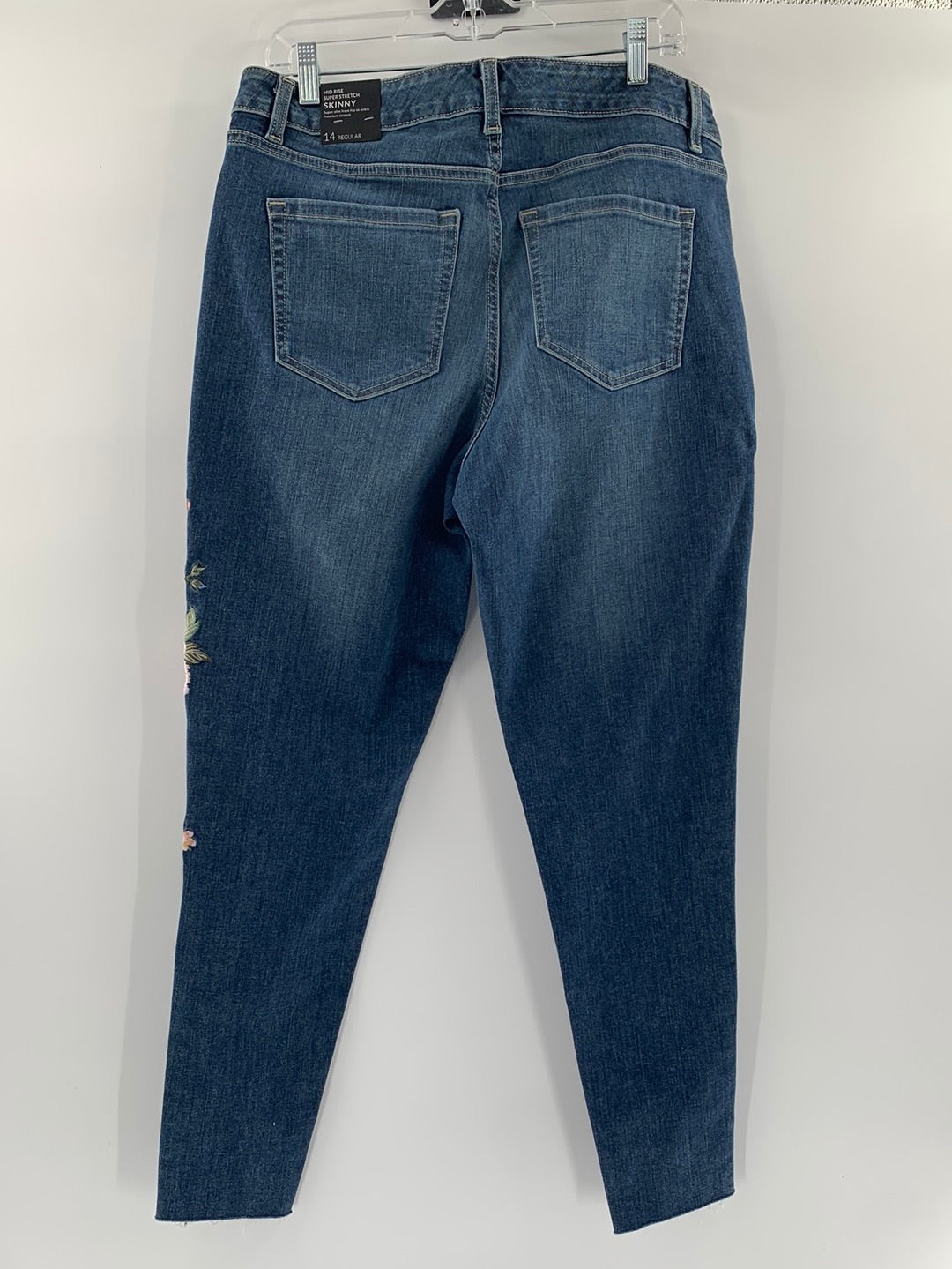 Lane Bryant Skinny Jeans Mild Ripped Jeans (Size 14 Regular)