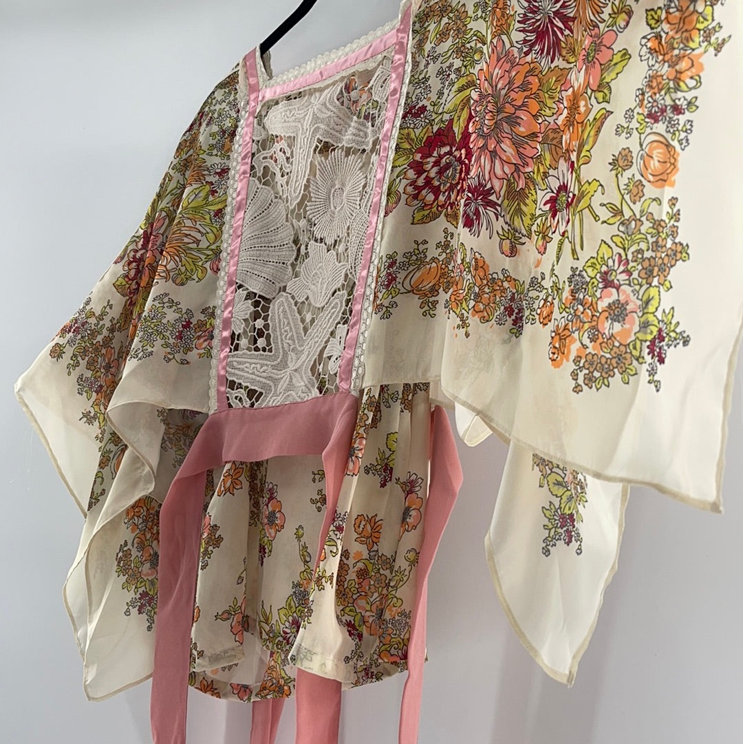 TINY 70s Style Blouse (XS)
