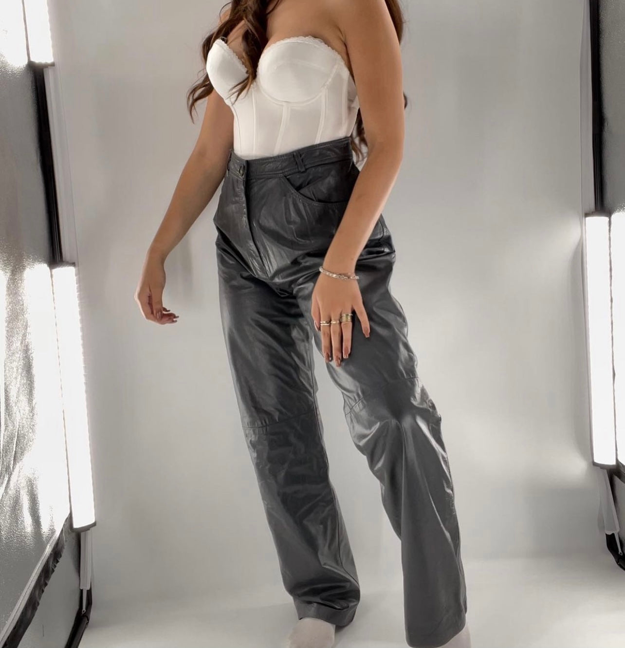 Jordache 1980’s Grey Faux Leather Pants (Size 8/10)