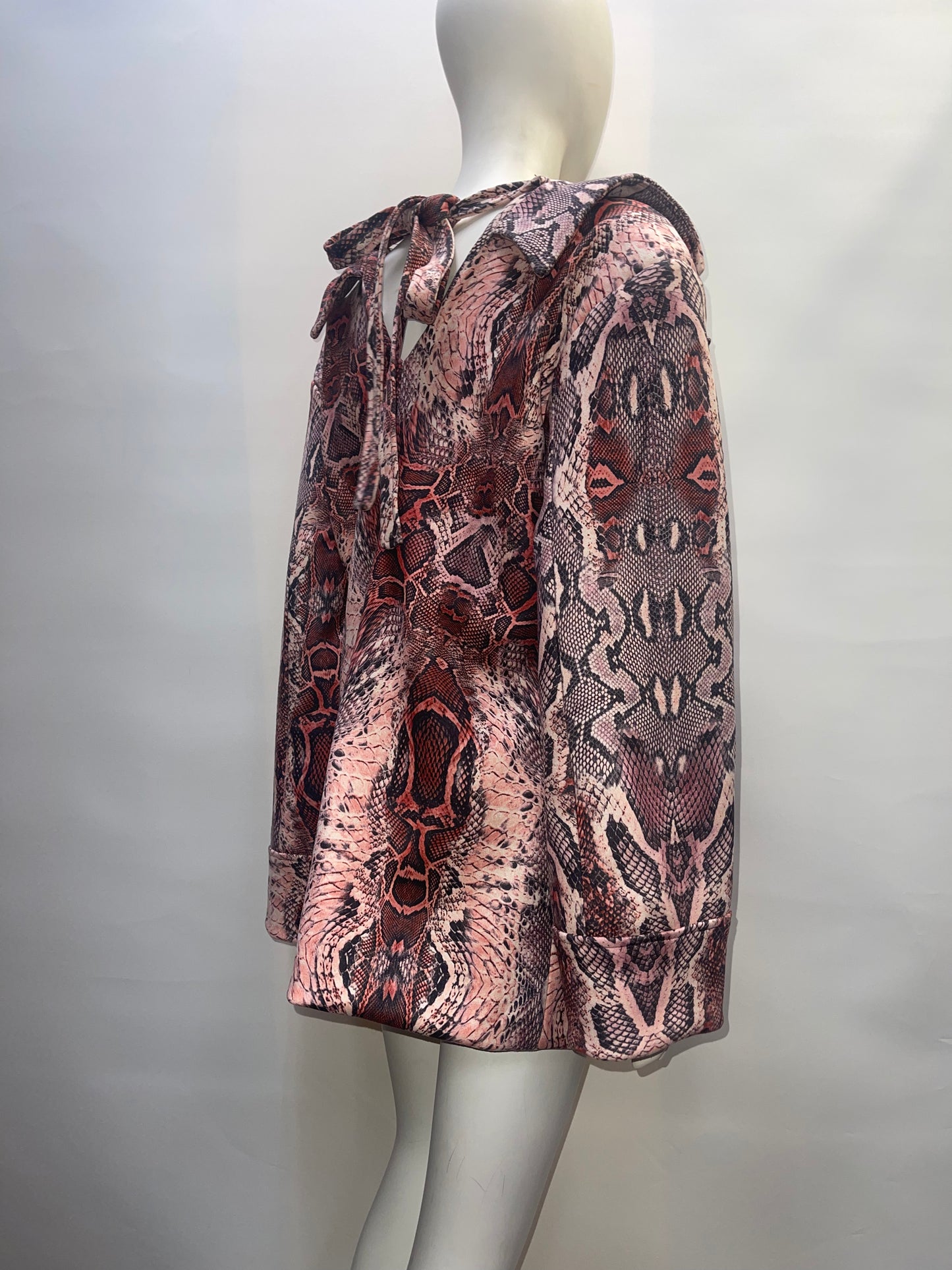 House of Sunny Snakeskin Blazer (4)