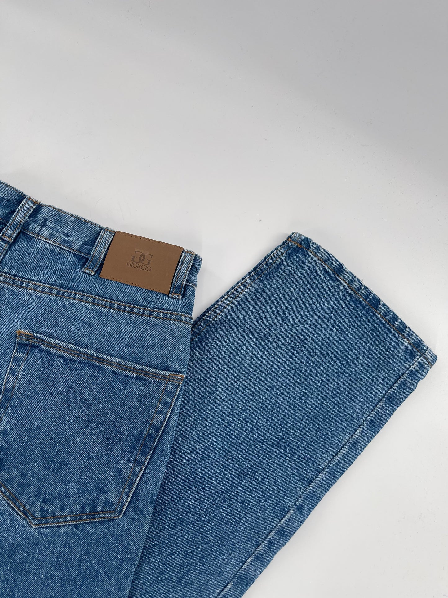 Deadstock Vintage Giorgio Light Wash Denim Straight Leg Jeans Size 30/30