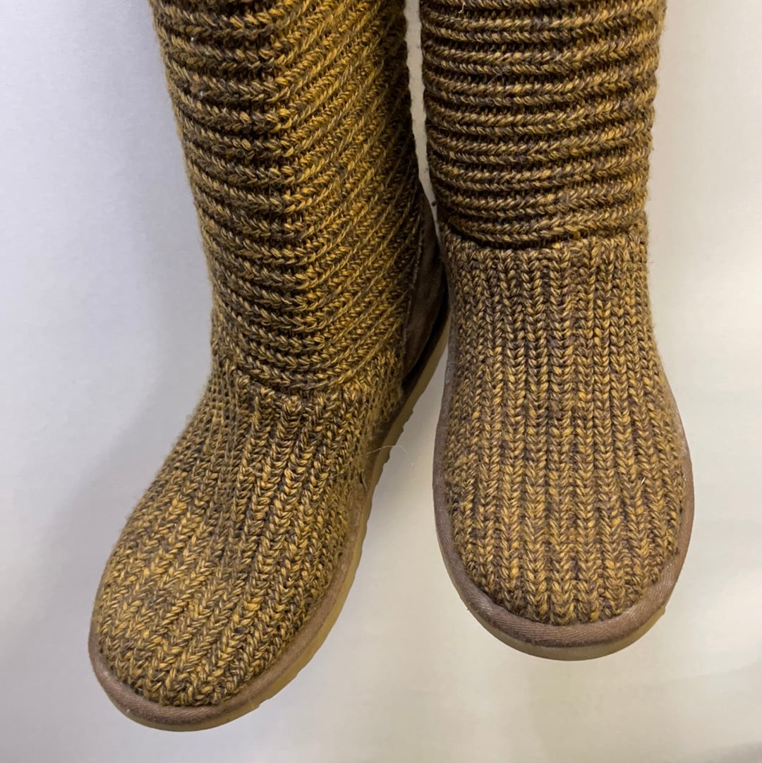 UGGS Brown Knit Boot