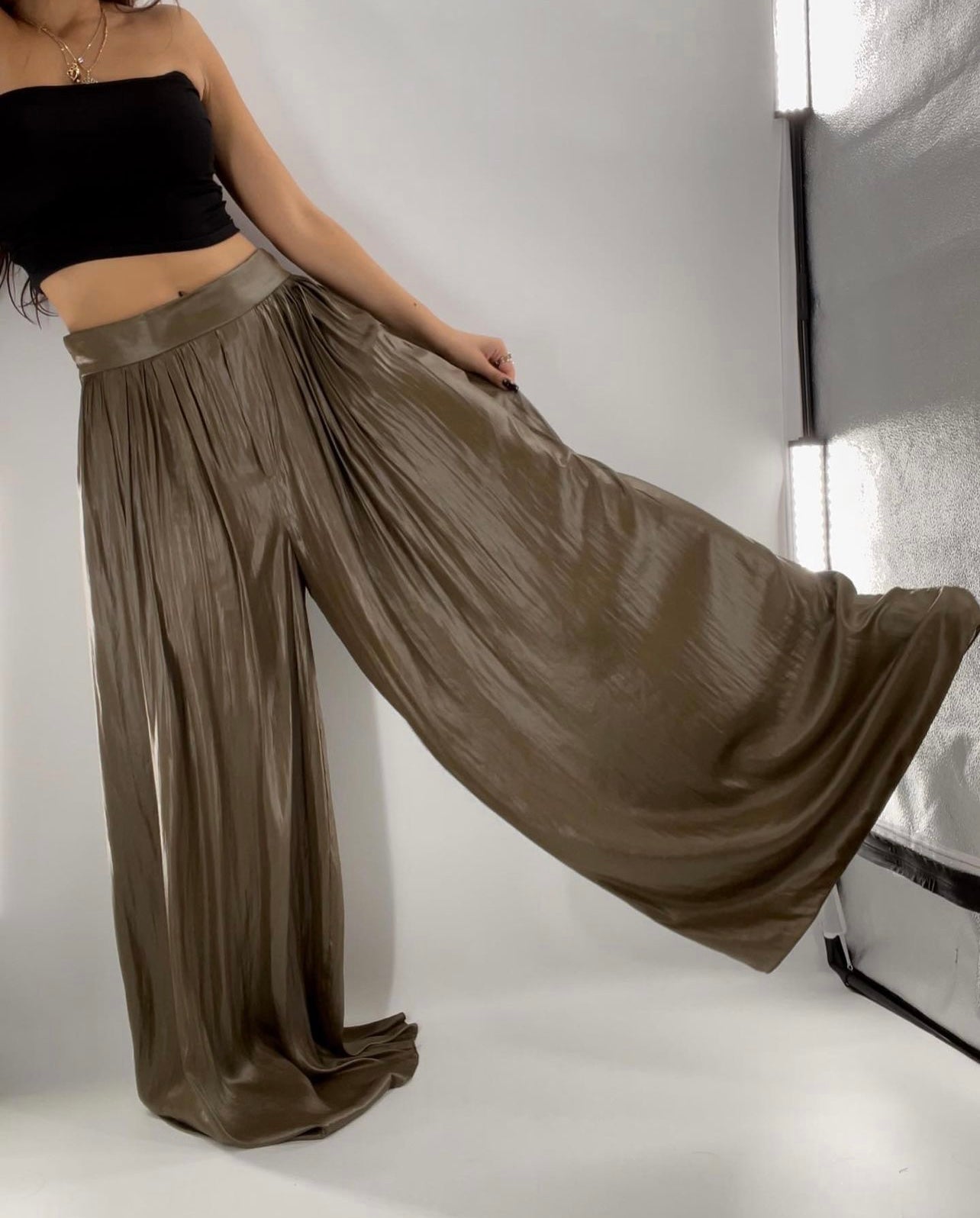ZARA molten metal wide leg pantalons (XL)