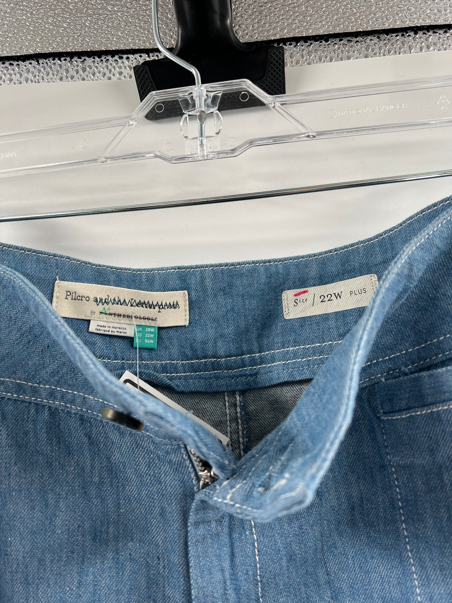 Pilcro and the letterpress Anthropologie Wide Leg Jeans (Size 22W)