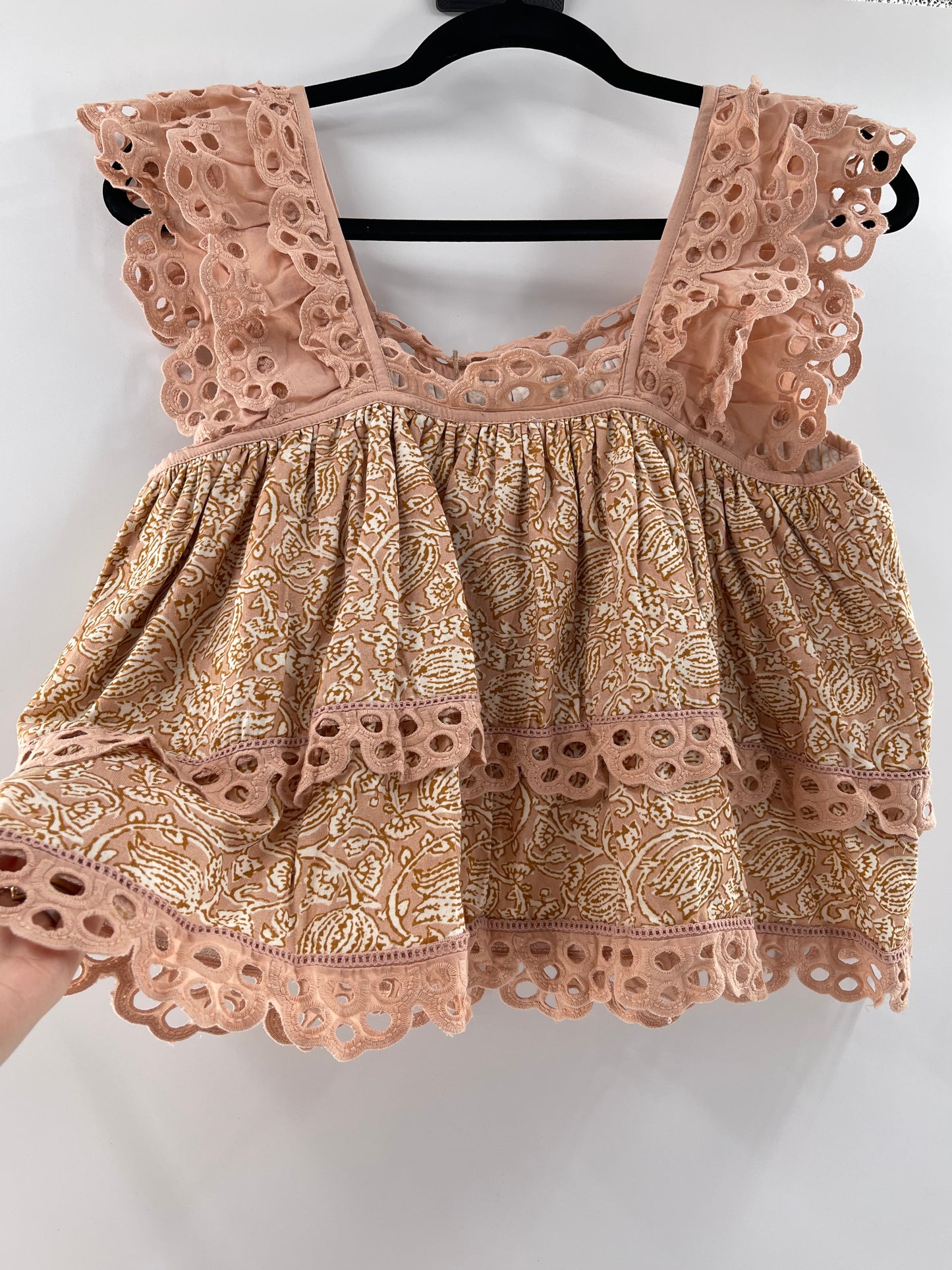 Anthropologie Let me Be Delicate Ruffle Sleeve Tank (Small)
