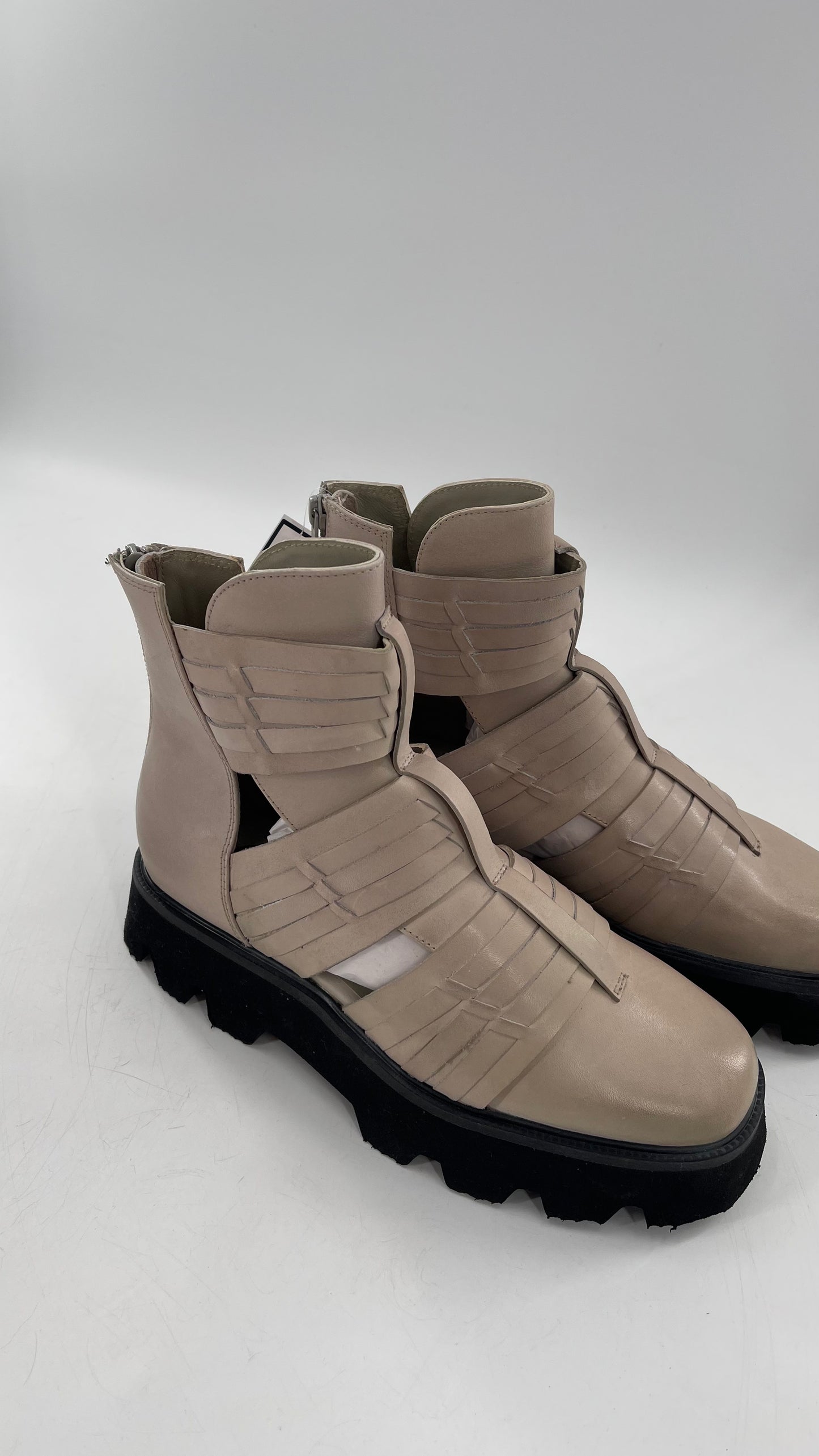 Free People Hydra Huarache Boot in Sand Dollar (39/9)
