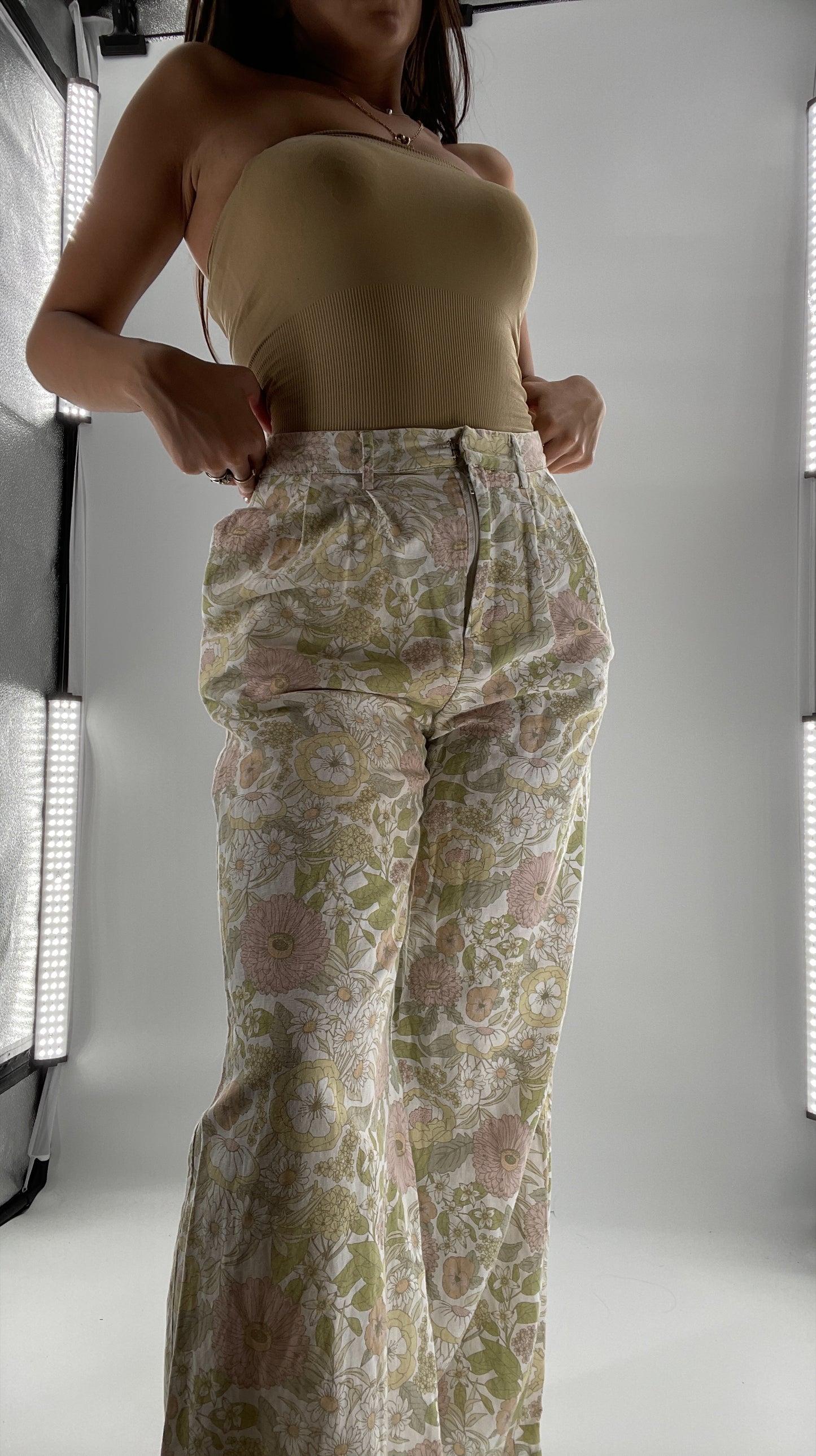 Charlie Holiday Muted Pastels Floral Wide Leg Trouser (6)