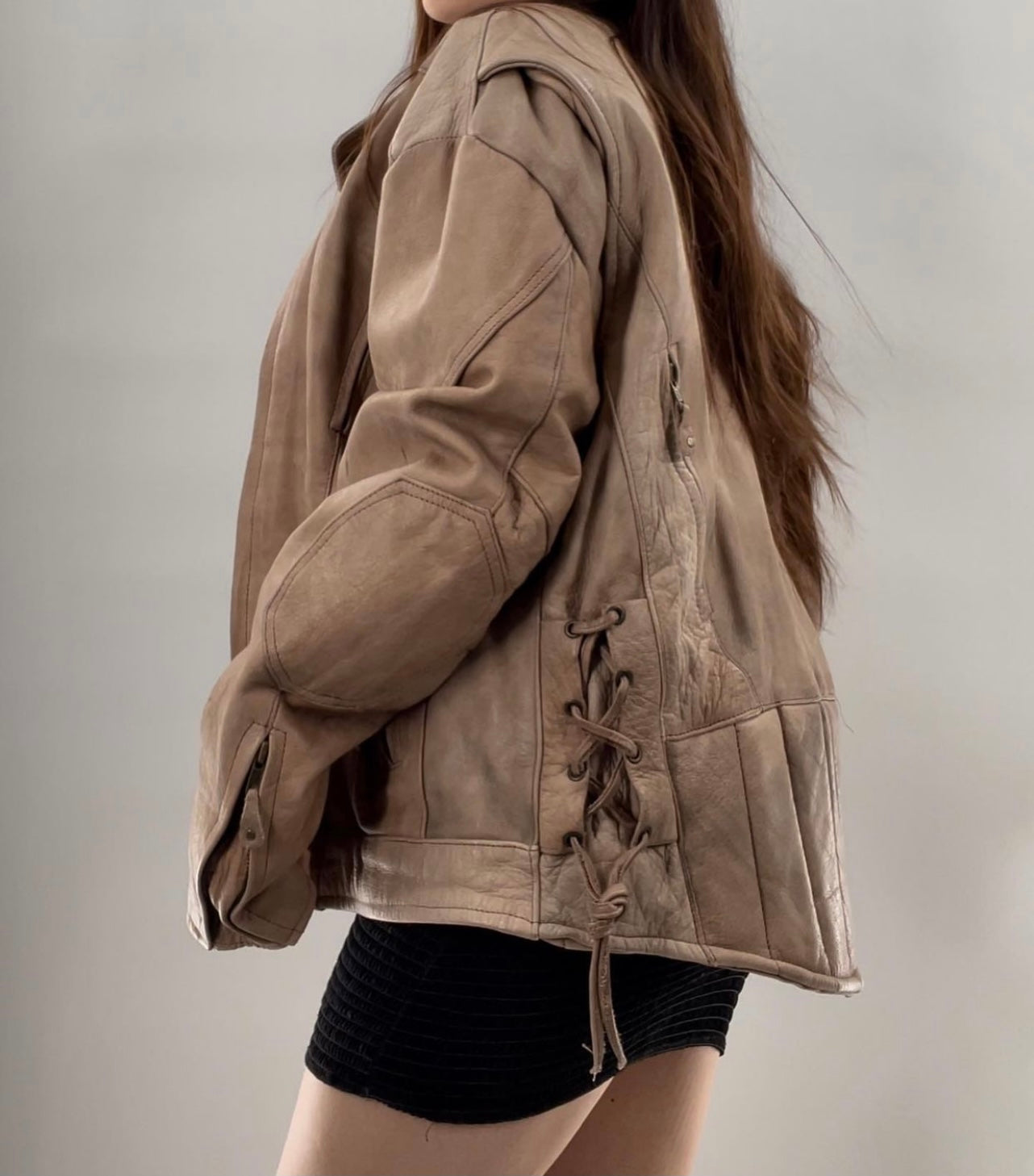 Hot Leathers Light Beige Leather Jacket Front Zipper (Size 46)