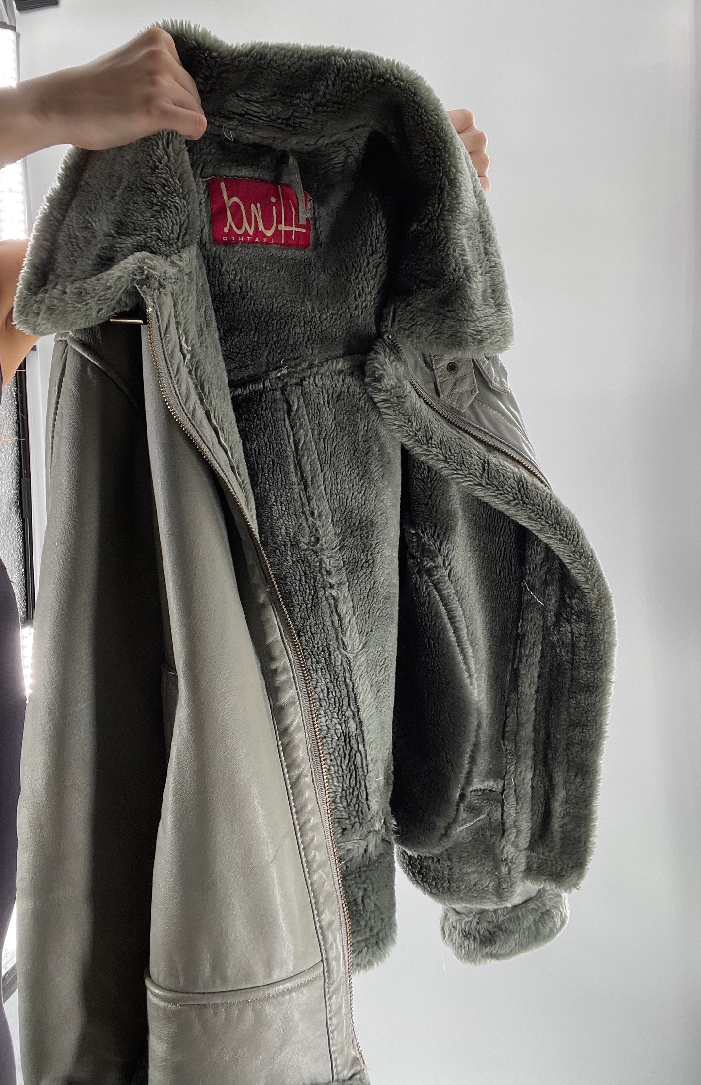 Rare Vintage Hind Leather Jacket (Medium)