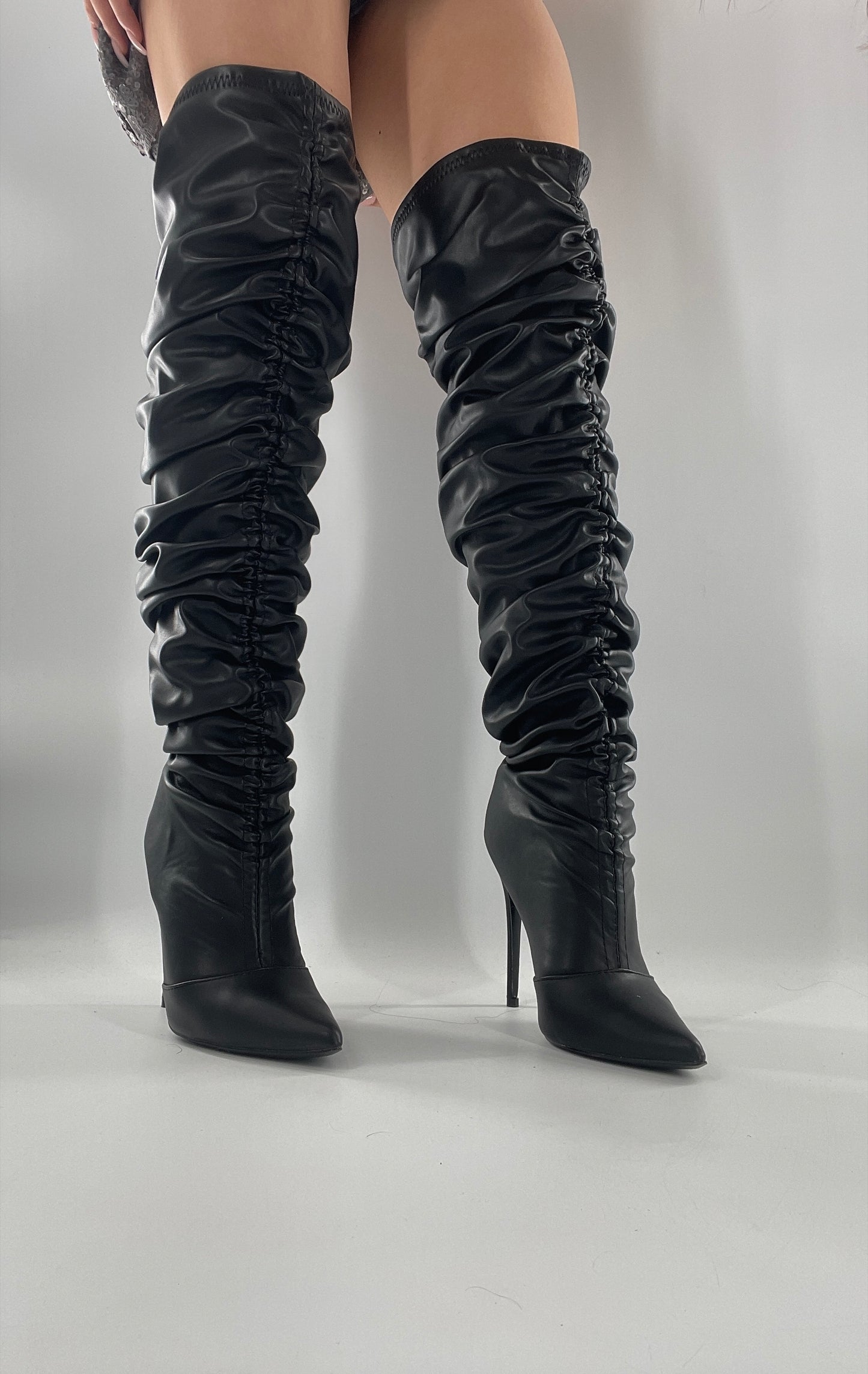 Unlabeled Black Vegan Leather Thigh High Scrunch Boots (8)