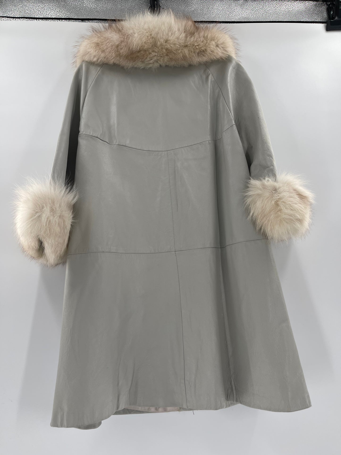 Light Gray 100% Leather Coat With Real Fur Collar and Cuffs Trim (Size 16) VINTAGE